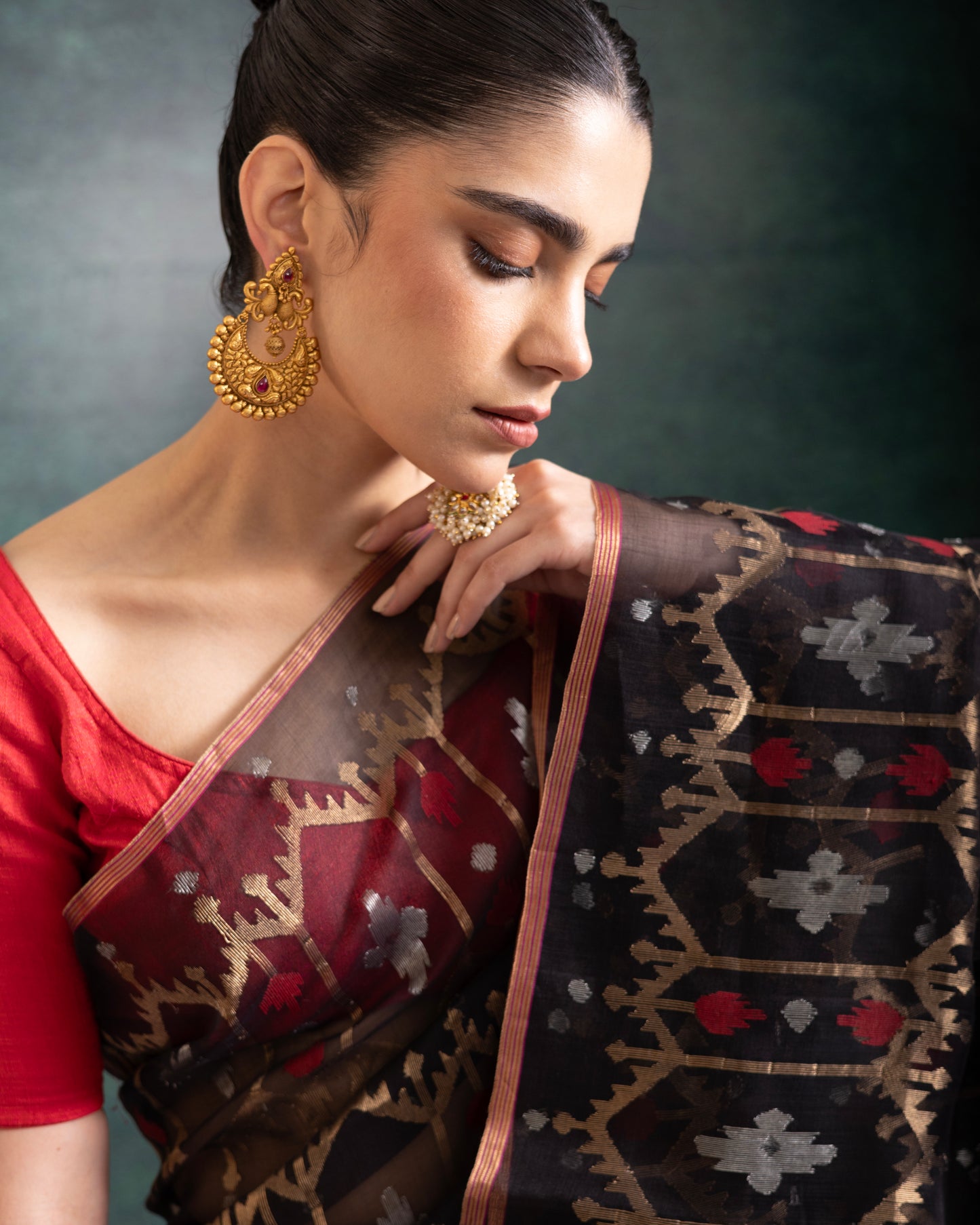 Black Pure Organza Silk Traditional Jamdani saree
