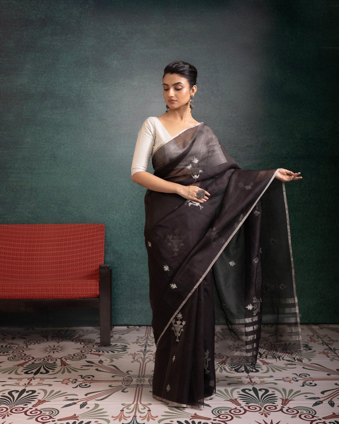 Black Pure Organza Jamdani Handloom Saree