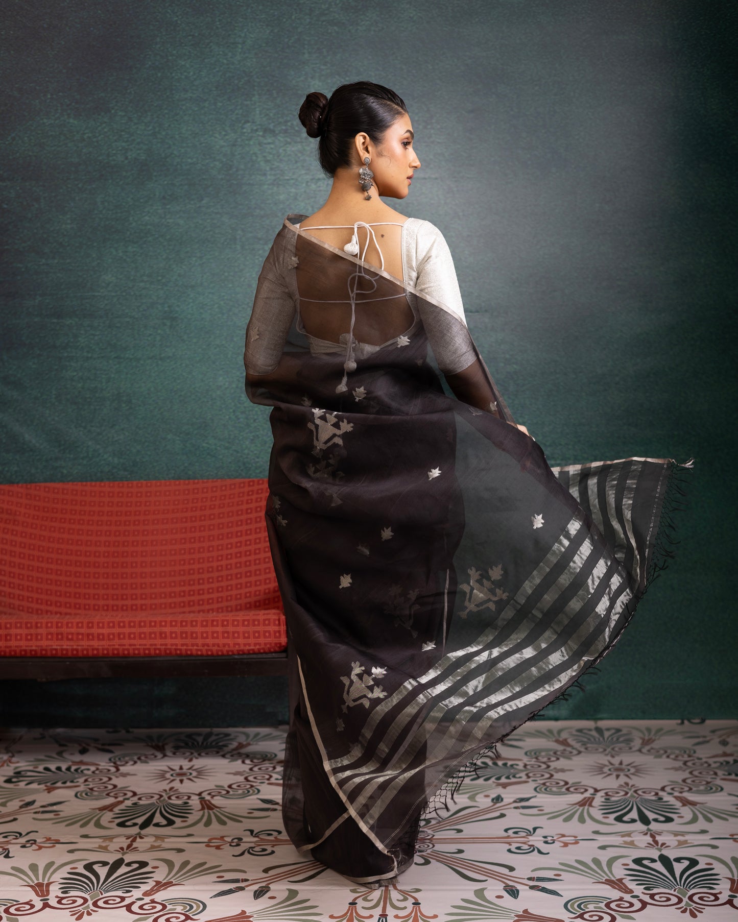 Black Pure Organza Jamdani Handloom Saree