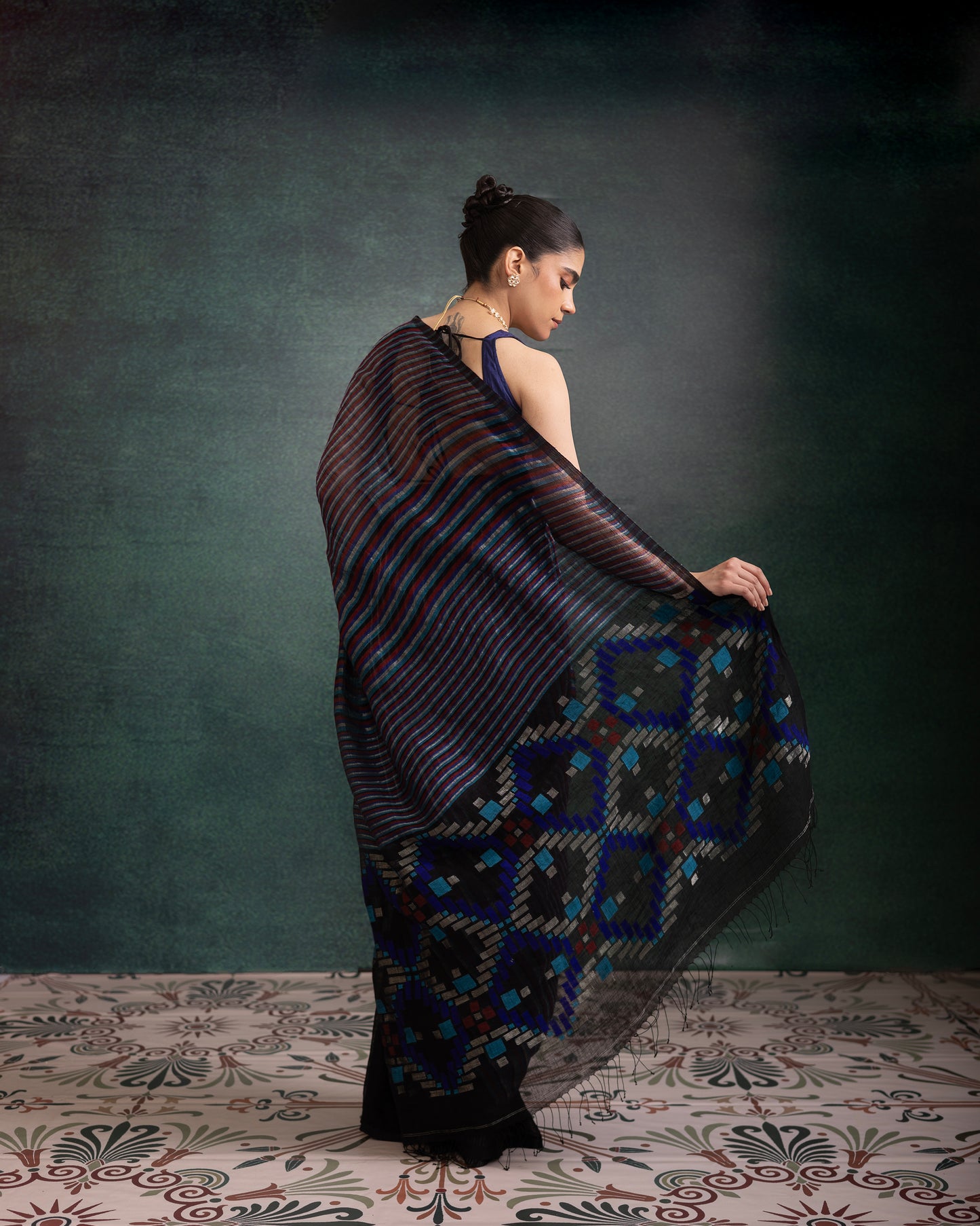Black Pure Linen Jamdani Handloom Saree