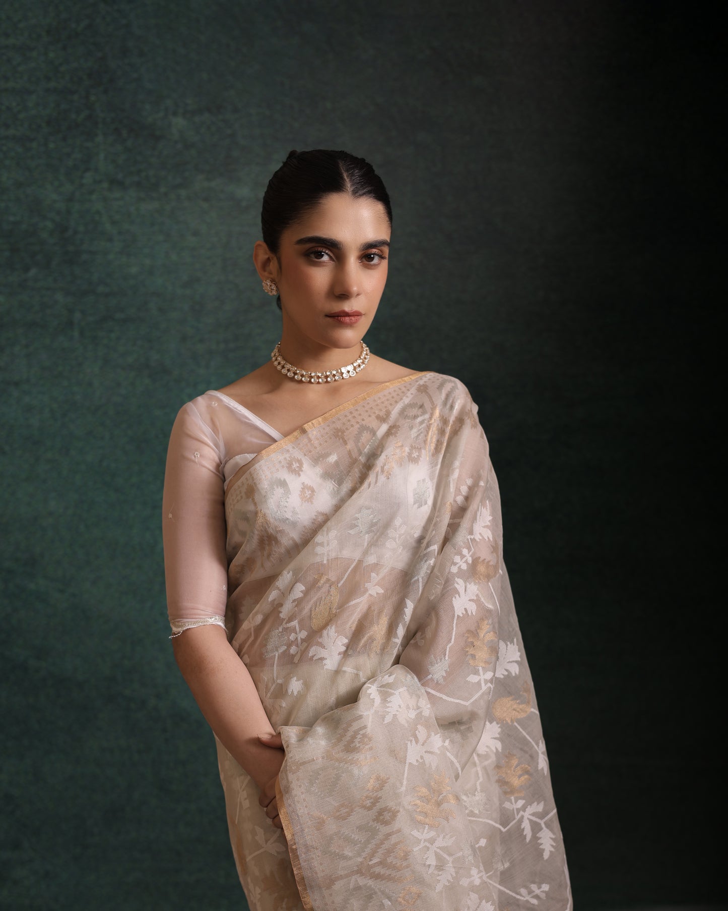 White Pure Organza Traditional Jamdani Handloom Saree