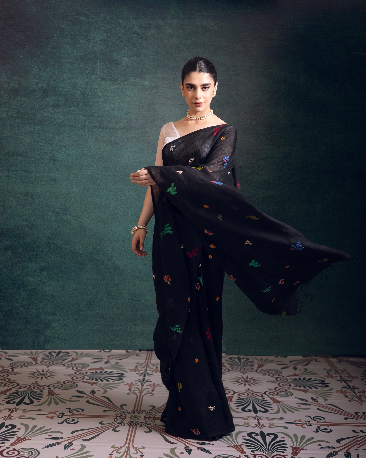 Black Pure Linen Embroidery Handloom Saree