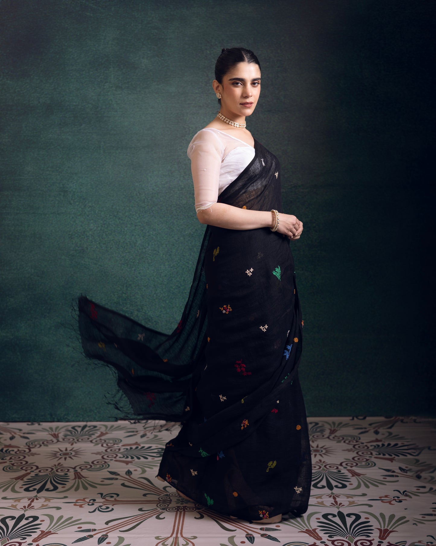 Black Pure Linen Embroidery Handloom Saree