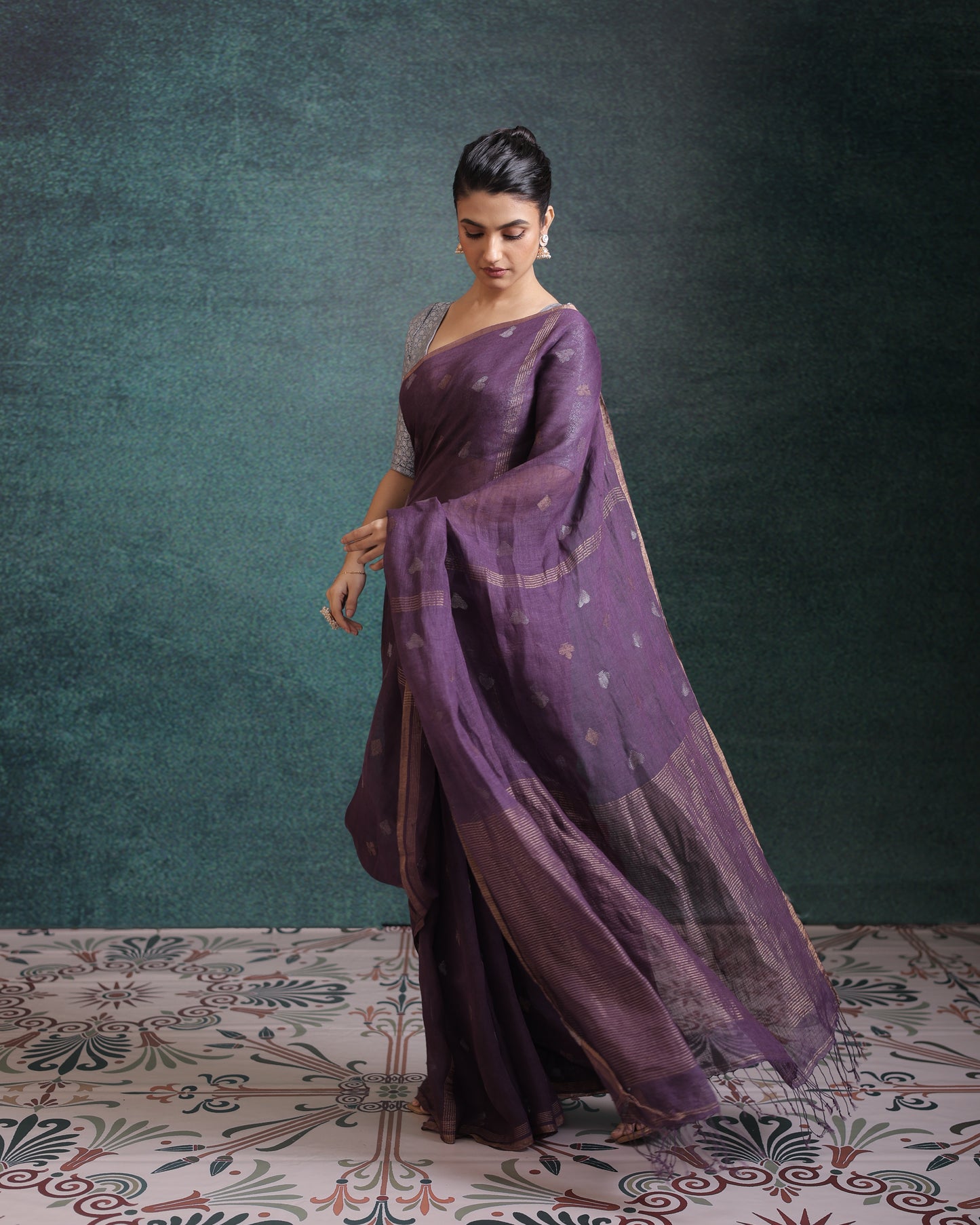 Purple Pure Linen Jamdani Handloom Saree