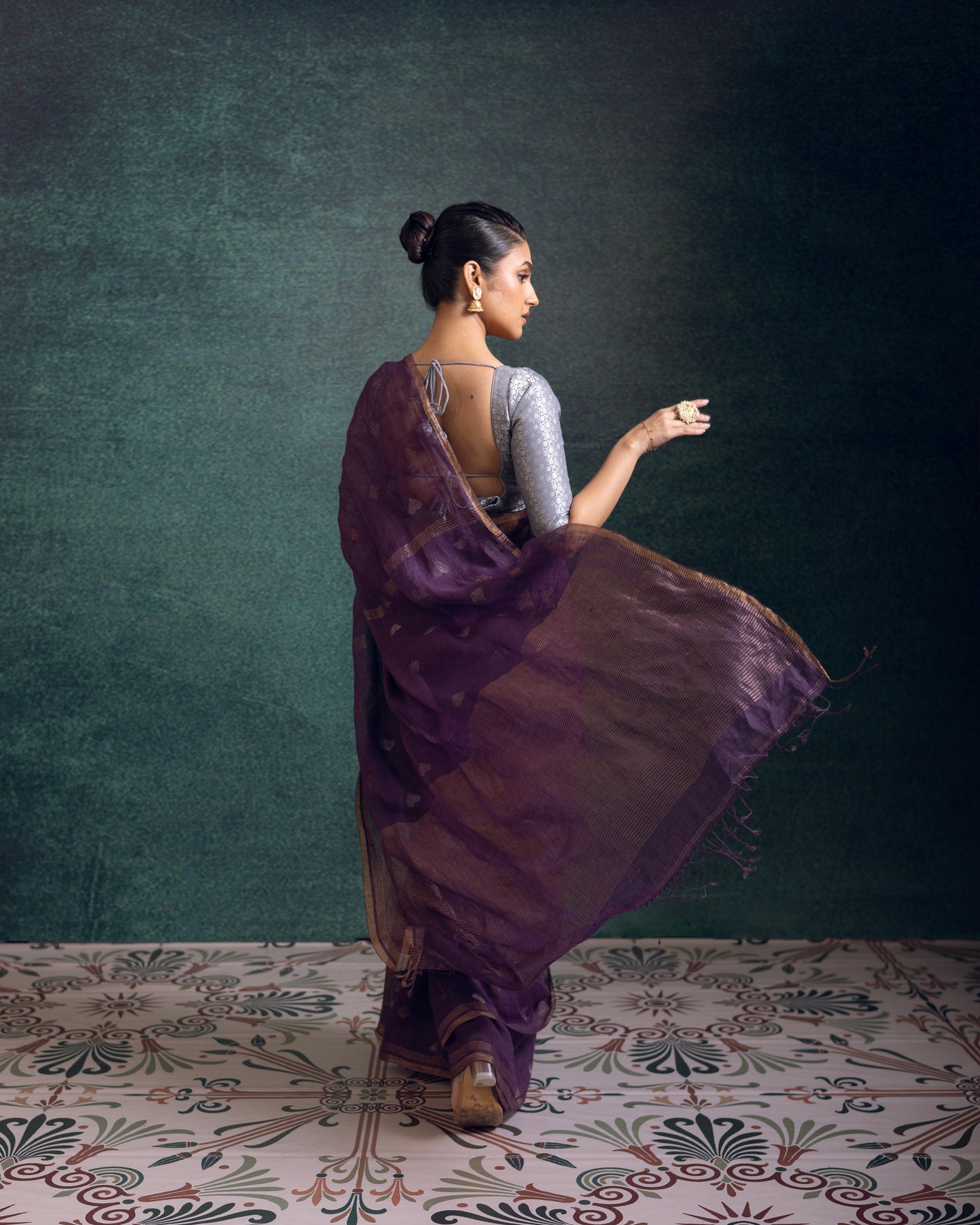 Purple Pure Linen Jamdani Handloom Saree