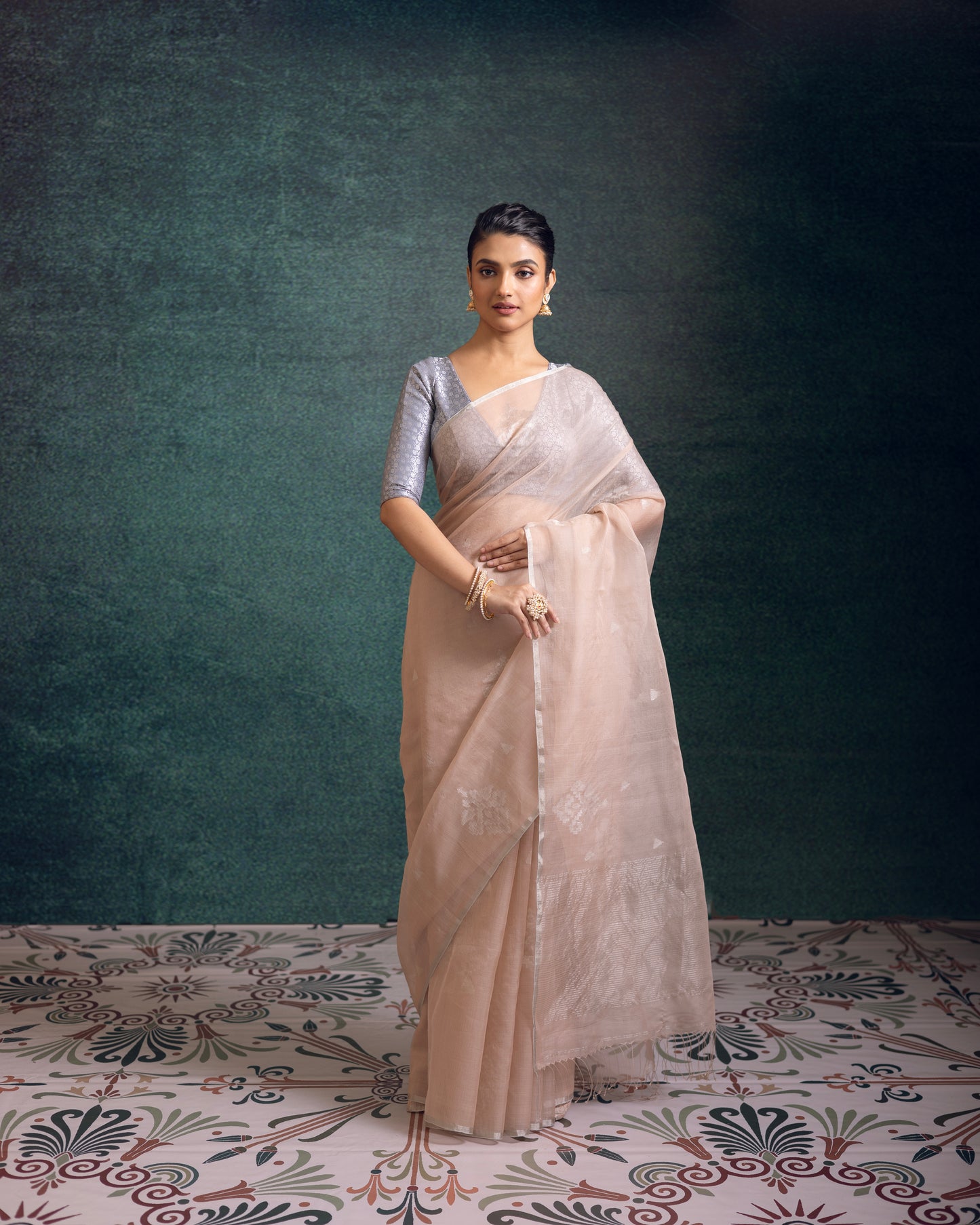 Beige Pure Organza Silk Jamdani Handloom Saree