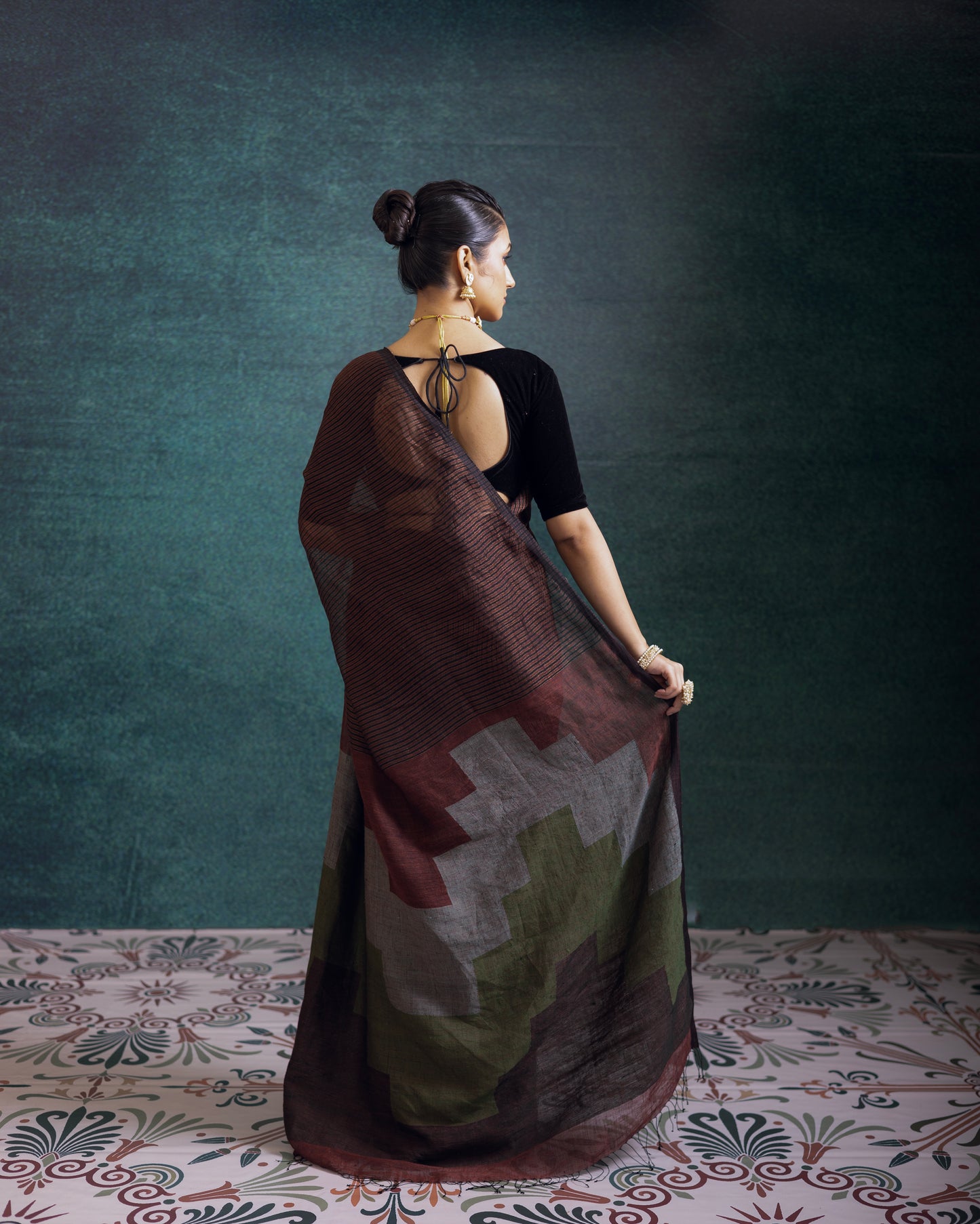 Maroon Pure Linen Jamdani Handloom Saree