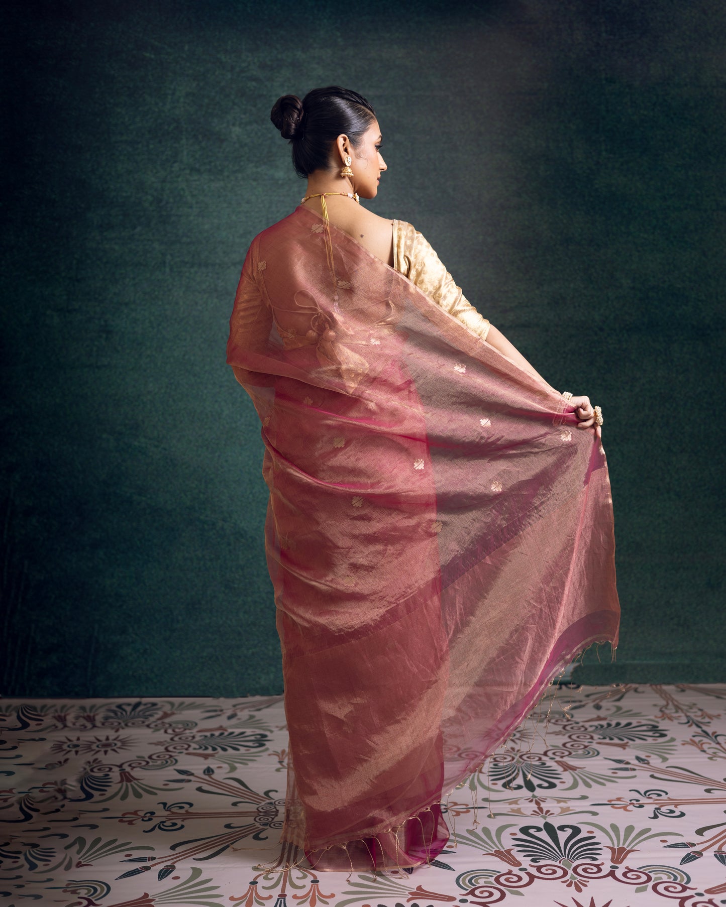 Fuchsia Pure Organza Tissue Silk Jamdani Handloom Saree