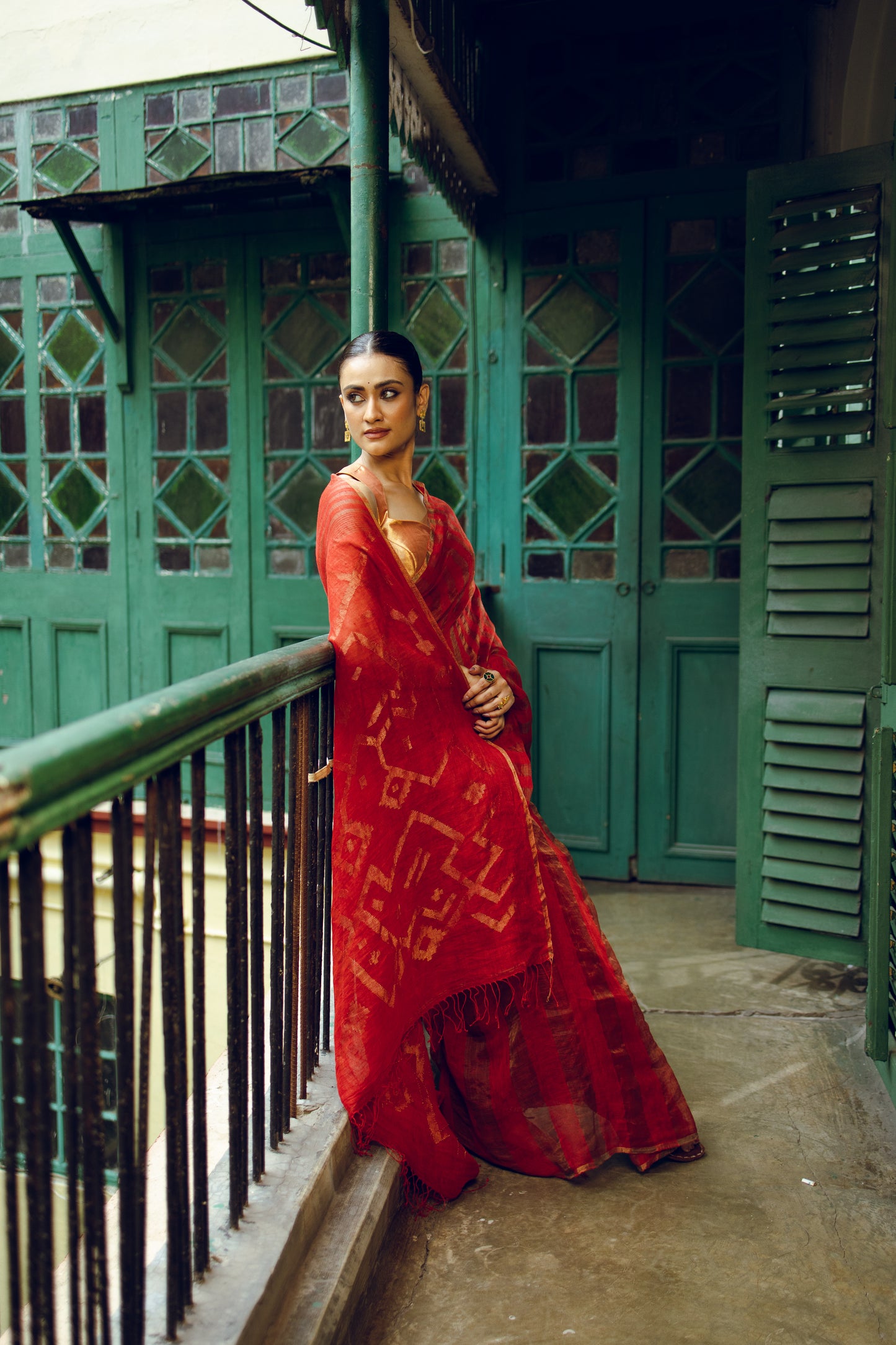 Red Pure Linen Jamdani Handloom Saree