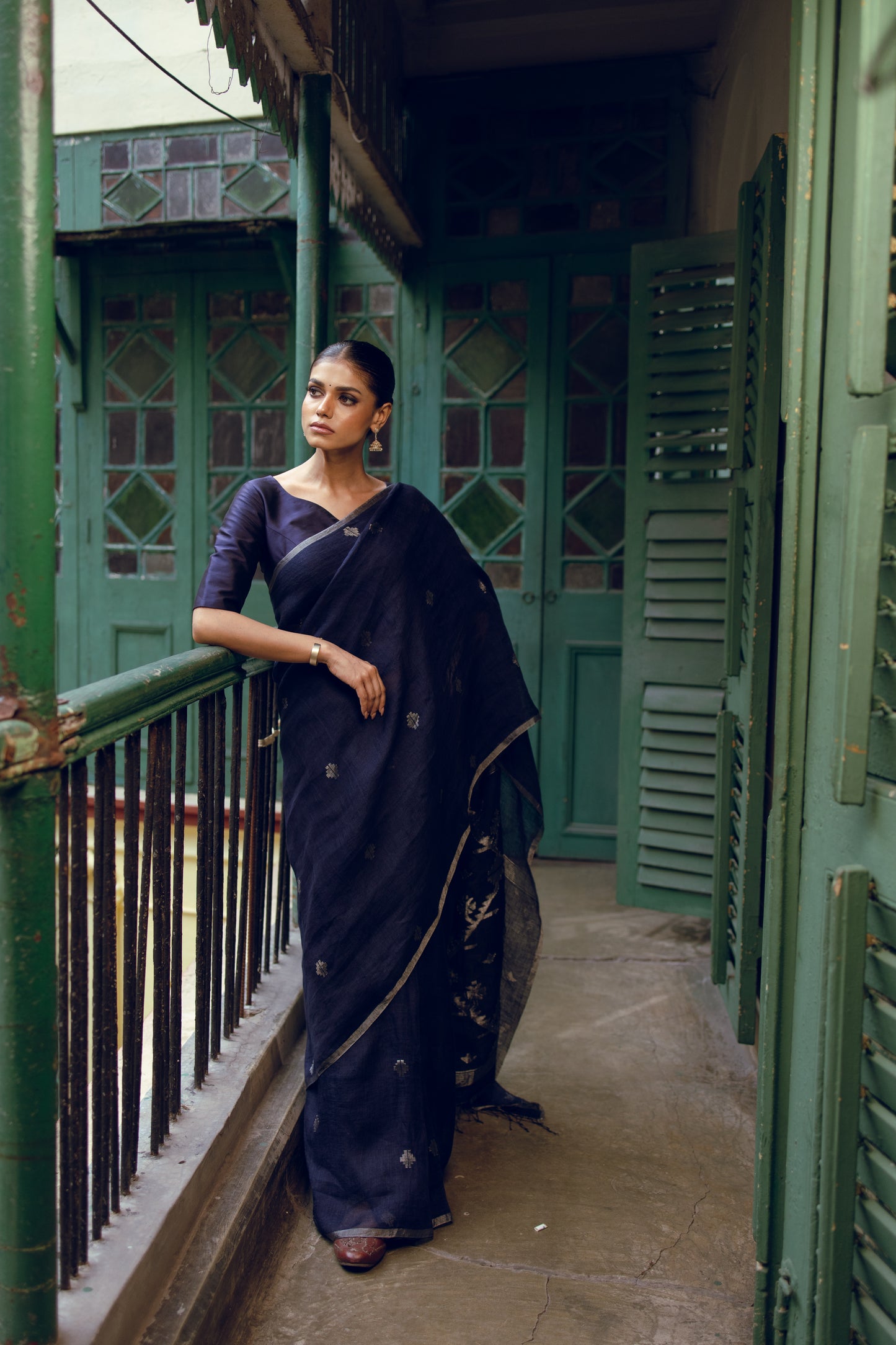 Indigo Pure Linen Jamdani Handloom Saree