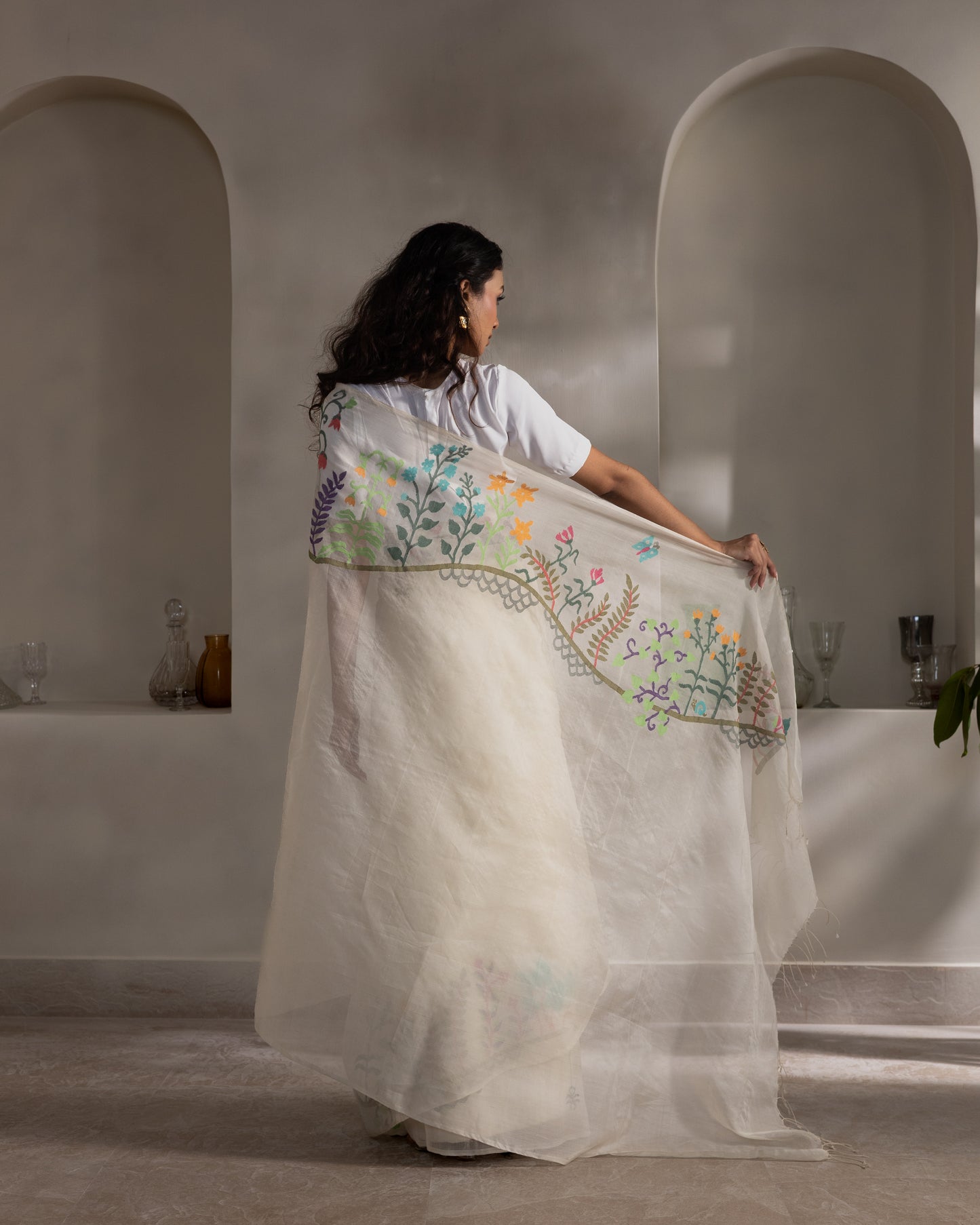 White Pure Organza Silk Jamdani Handloom Saree