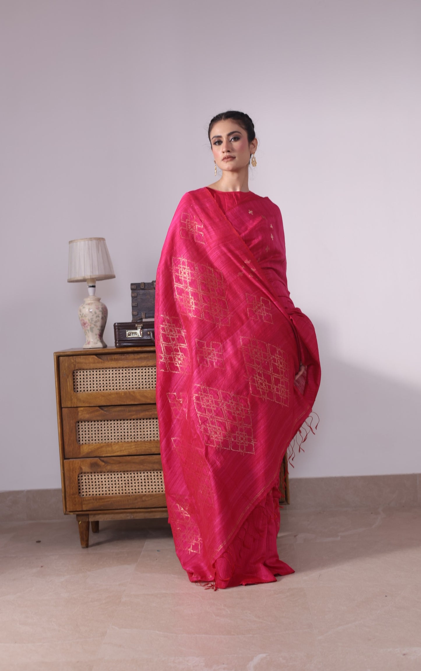 Fuchsia Pure Matka Silk Jamdani Handloom Saree