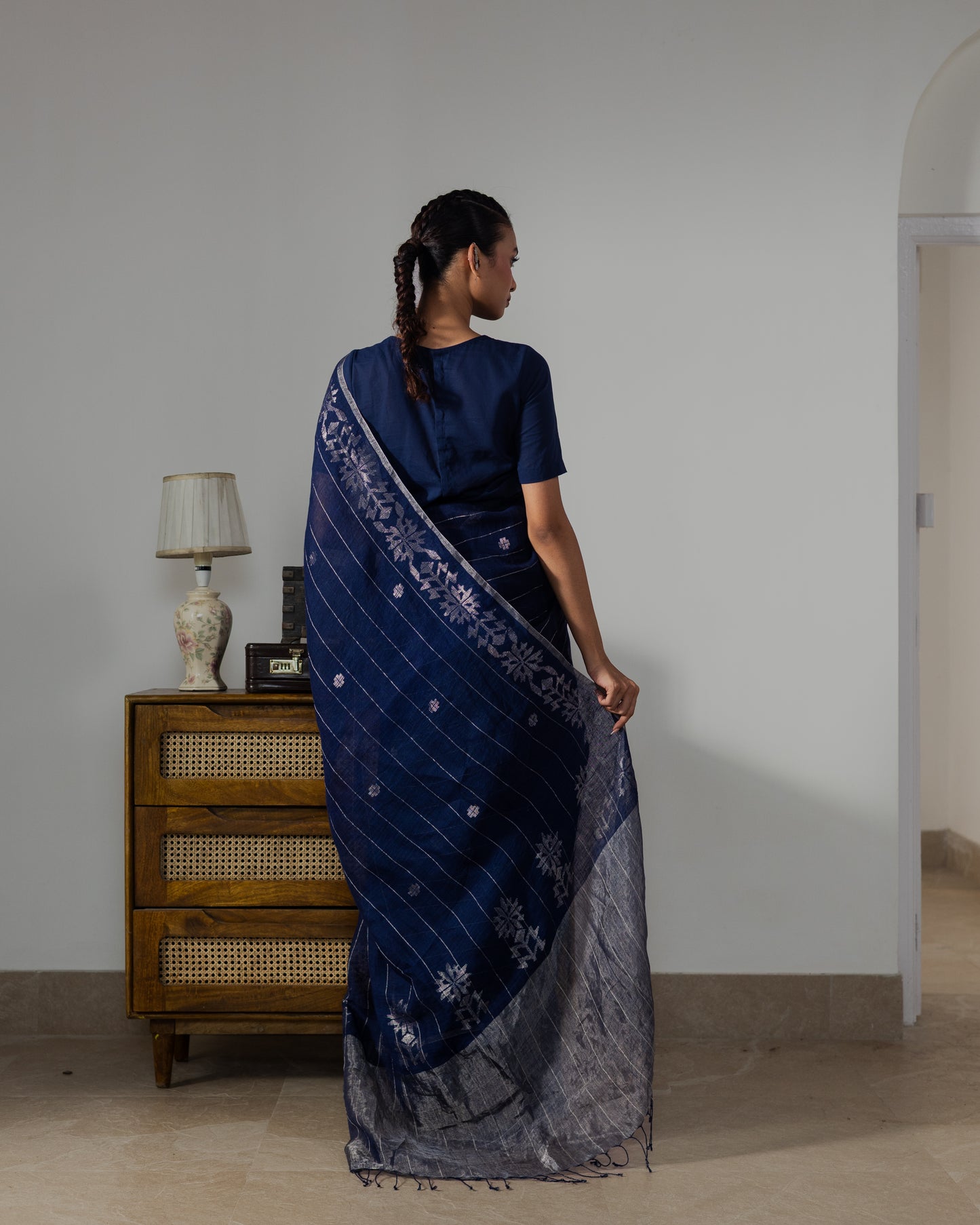 Indigo Pure Linen Jamdani Handloom Saree