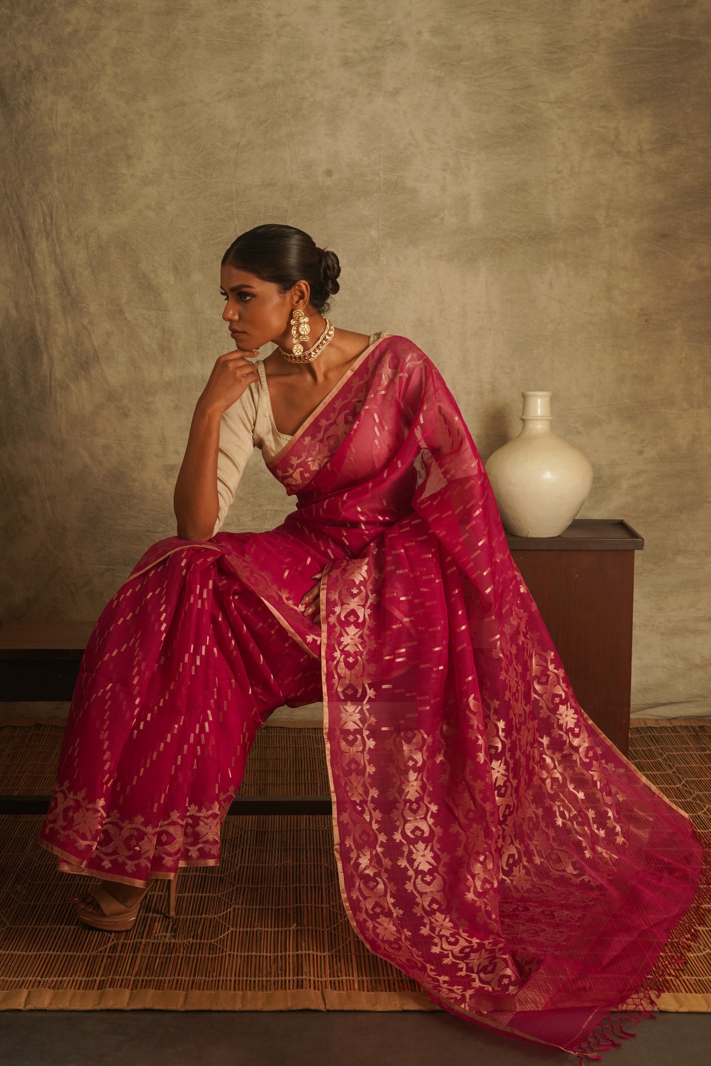 Fuchsia Pure Organza Traditional Jamdani Handloom Saree