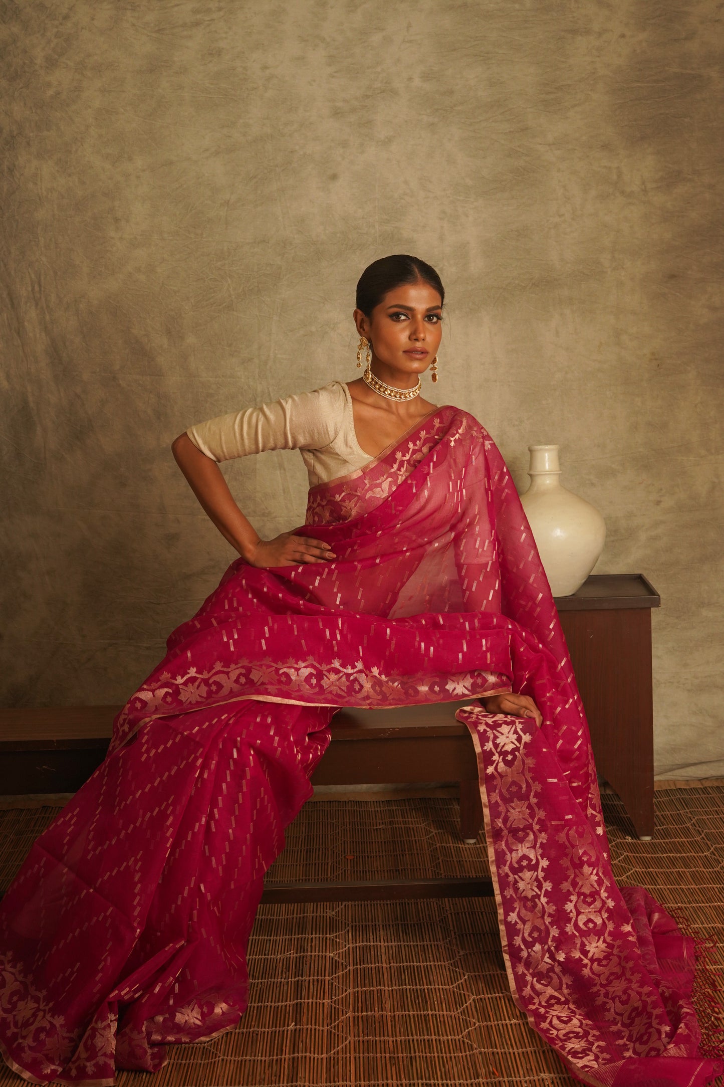 Fuchsia Pure Organza Traditional Jamdani Handloom Saree