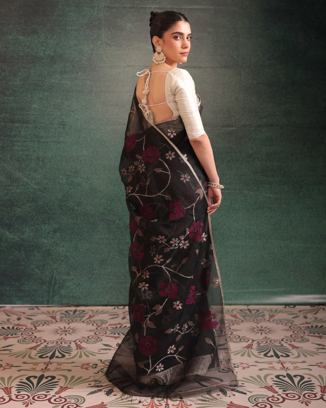 Black Pure Organza Silk Jamdani Handloom Saree