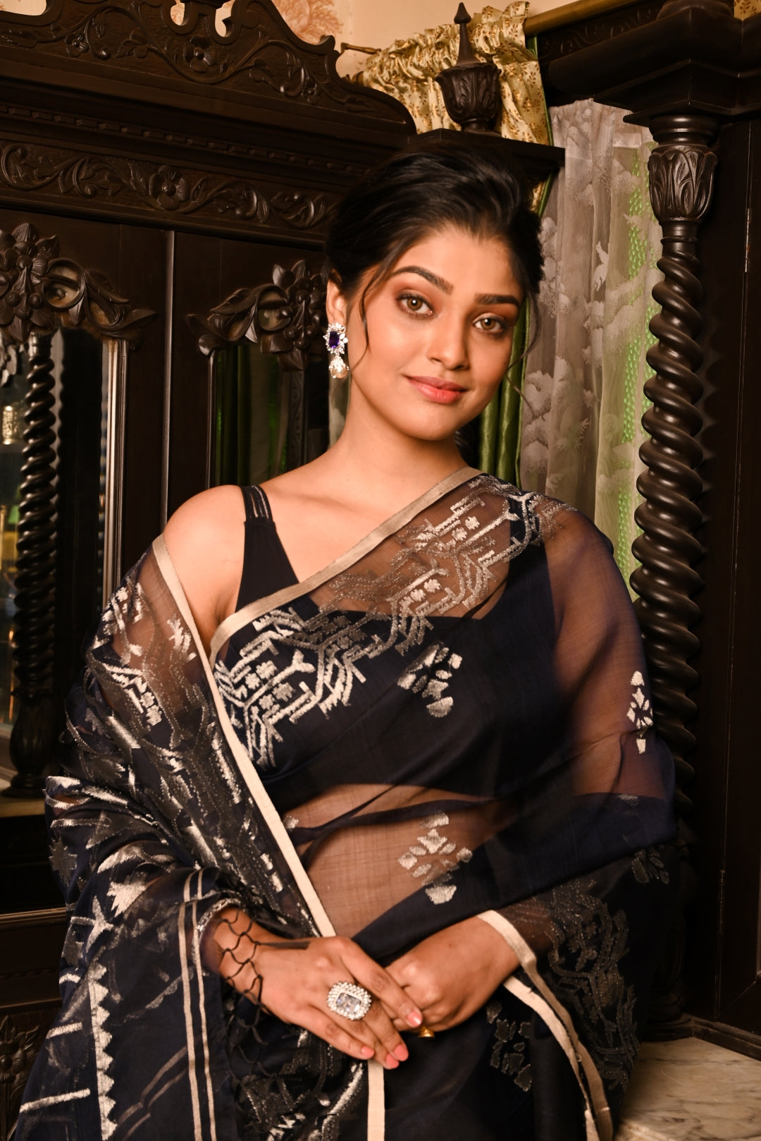 Black Pure Organza Traditional Jamdani Handloom Saree(Pre-Order)
