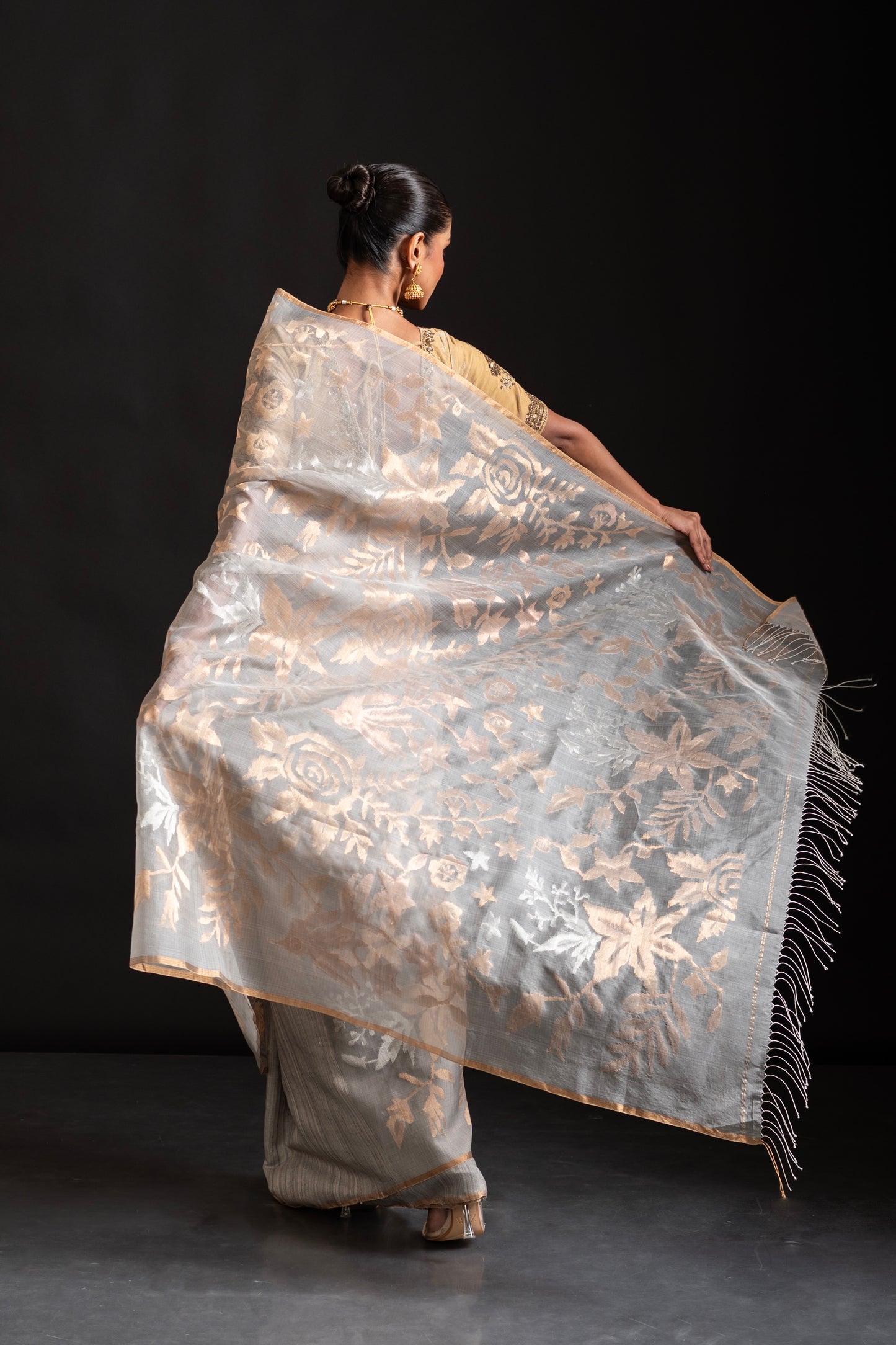 Grey Pure Organza and Matka Silk Jamdani Handloom Saree