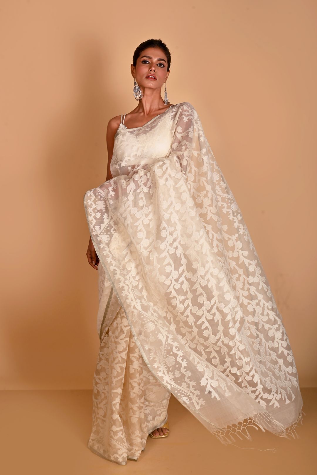 White Pure Organza Traditional Jamdani Saree