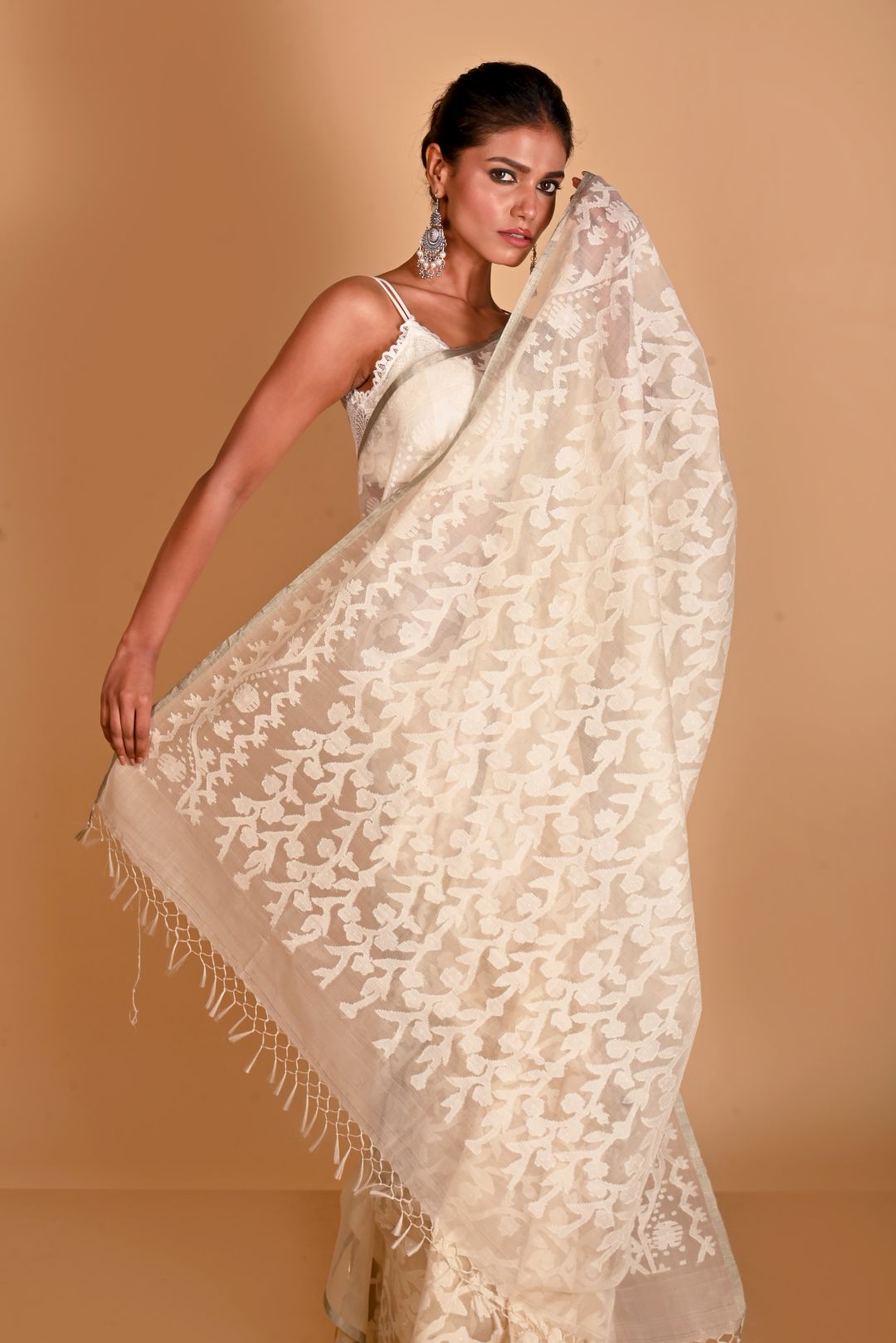 White Pure Organza Traditional Jamdani Saree