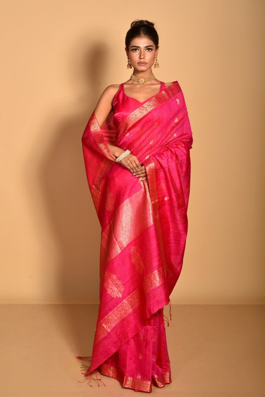 Fuchsia Pure Matka Silk Banrasi Handloom Saree