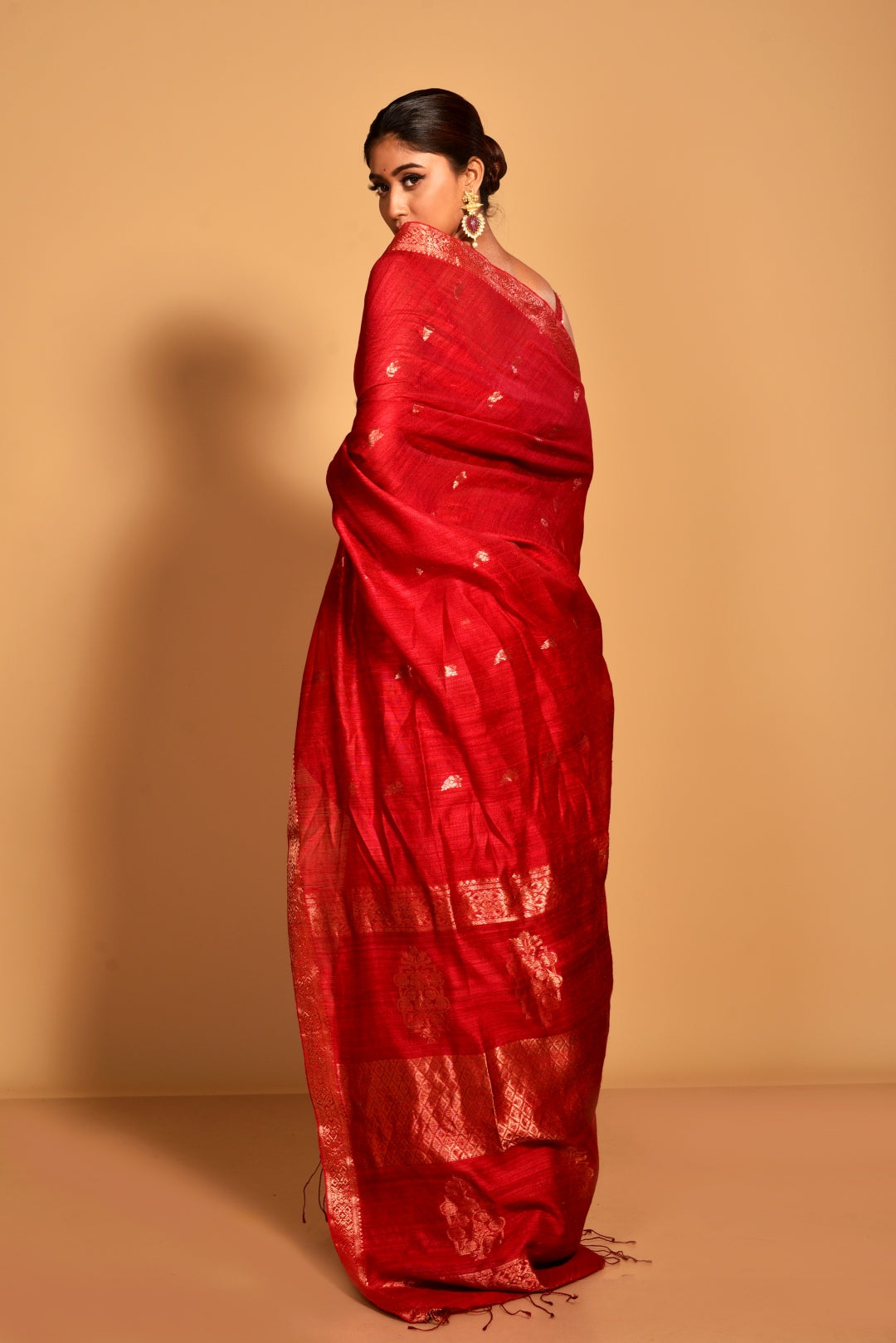 Red Pure Matka Silk Banarasi Handloom Saree