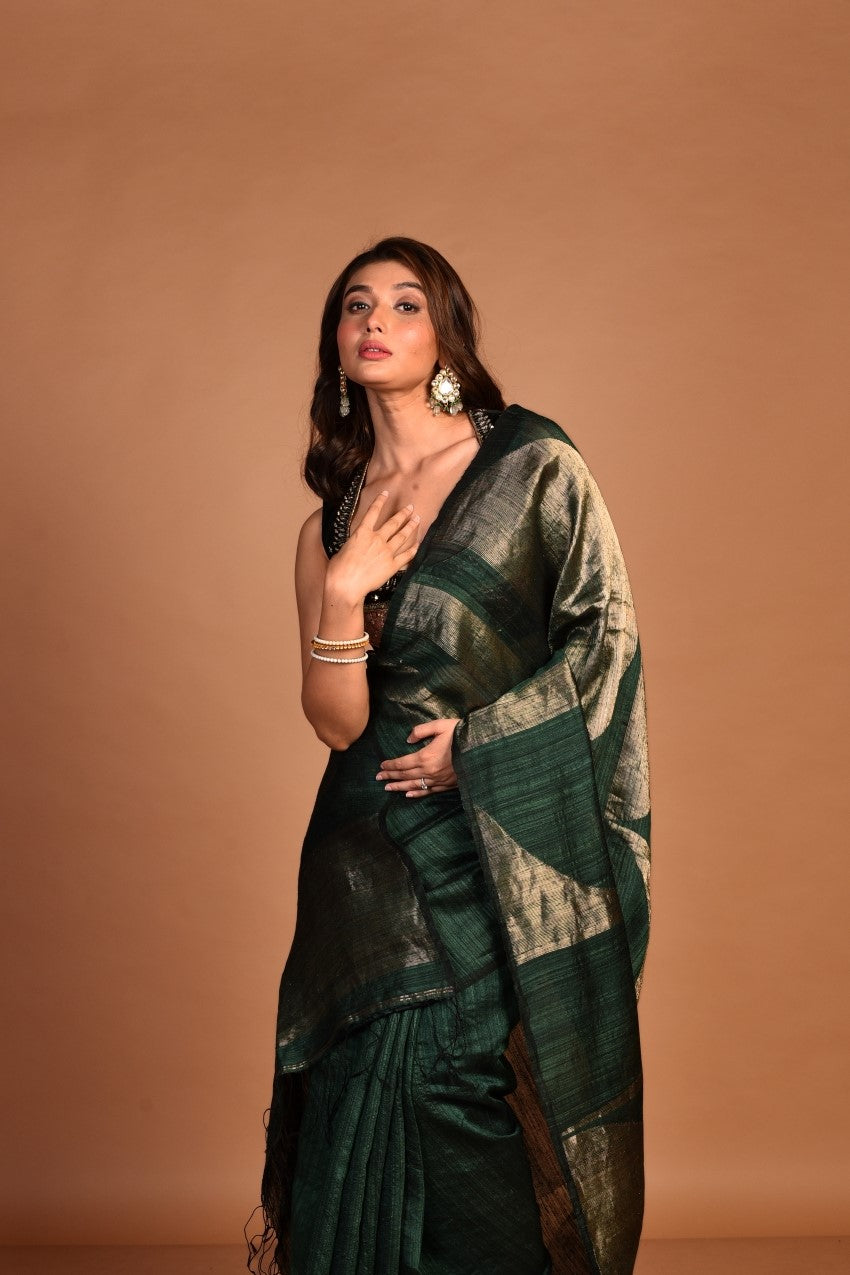 Green Pure Matka Silk Jamdani Handloom Saree(Pre-Order)
