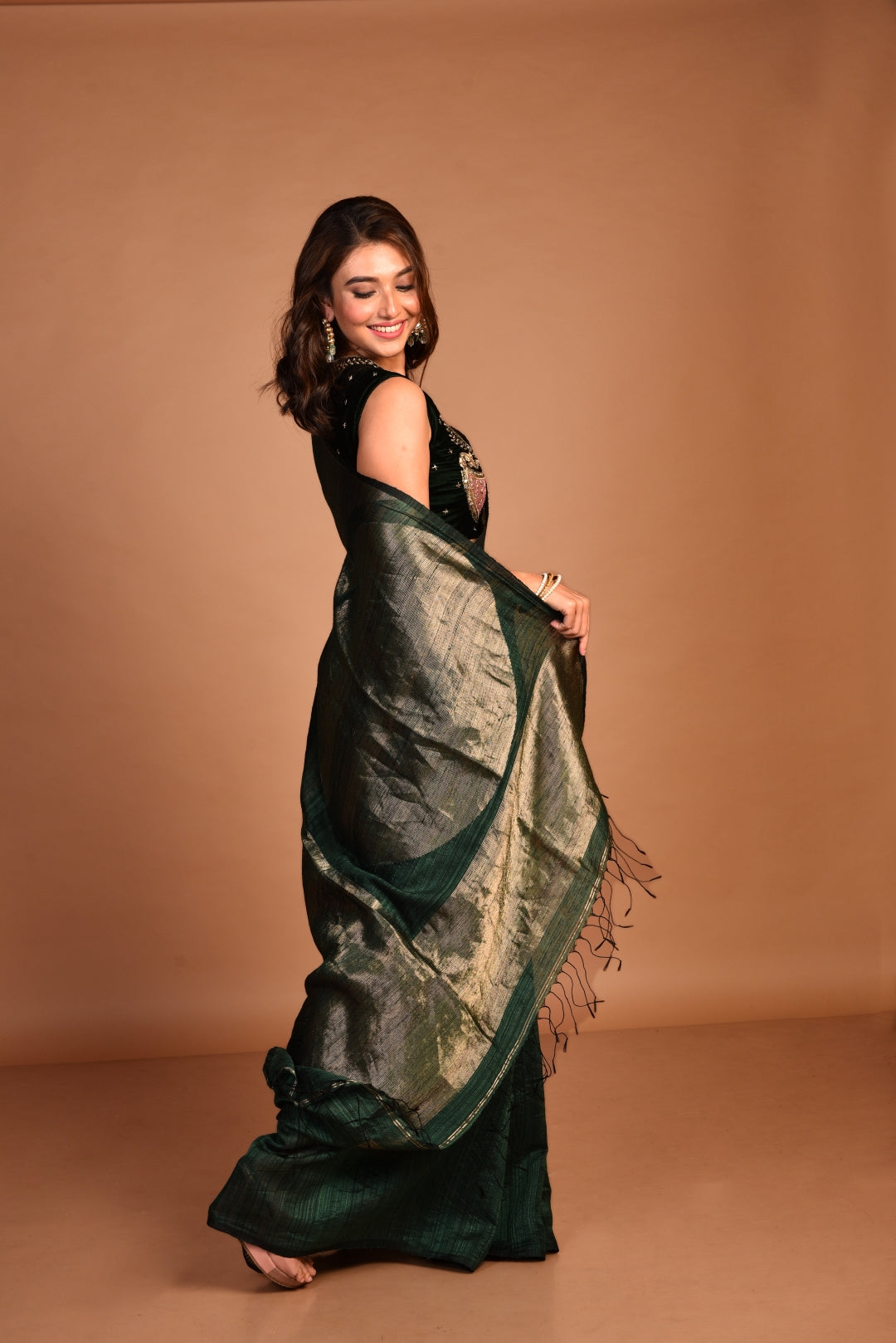 Green Pure Matka Silk Jamdani Handloom Saree(Pre-Order)