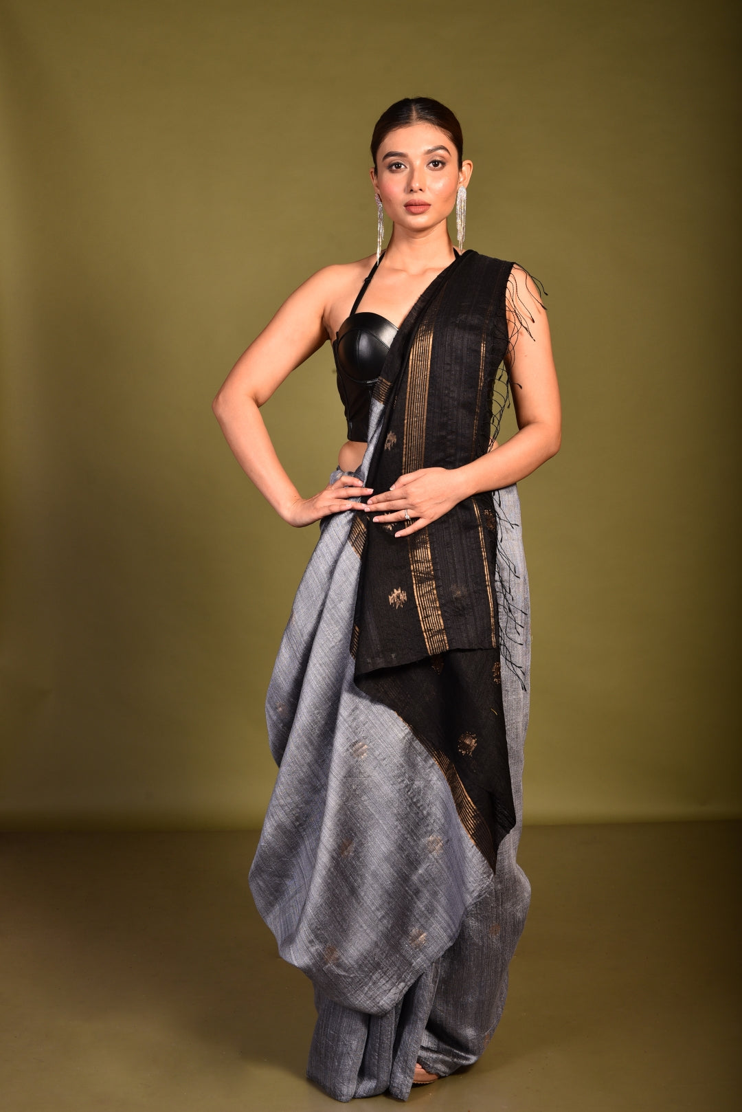 Grey Pure Matka Silk Jamdani Handloom Saree