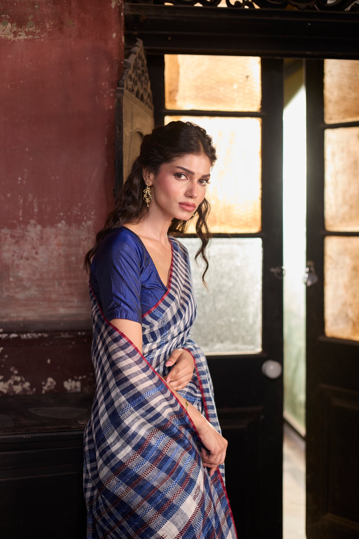 Indigo & White Pure Linen Jhap Handloom Saree