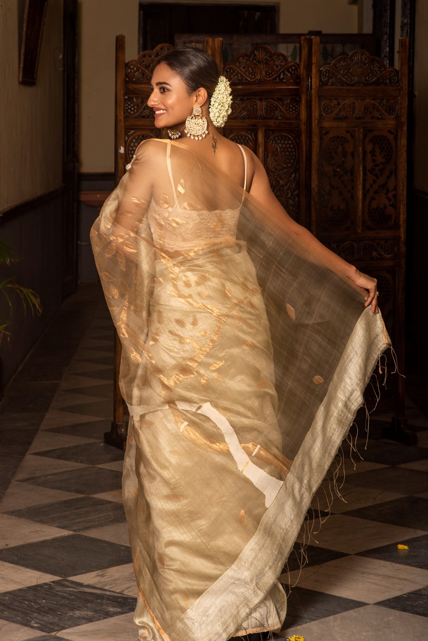 Beige Pure Matka Silk Handloom Saree (Pre-Order)