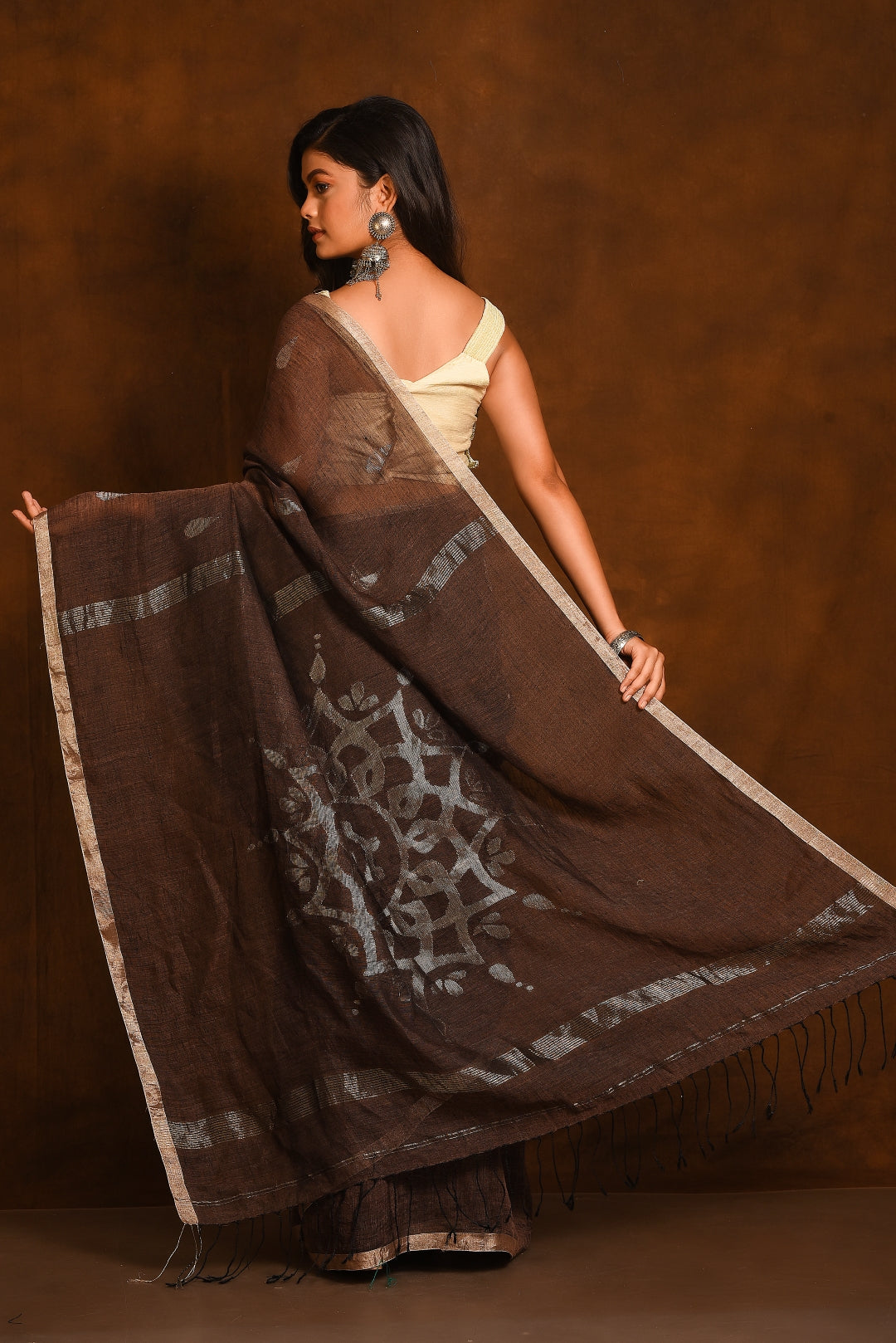 Brown Pure Linen Jamdani Handloom Saree