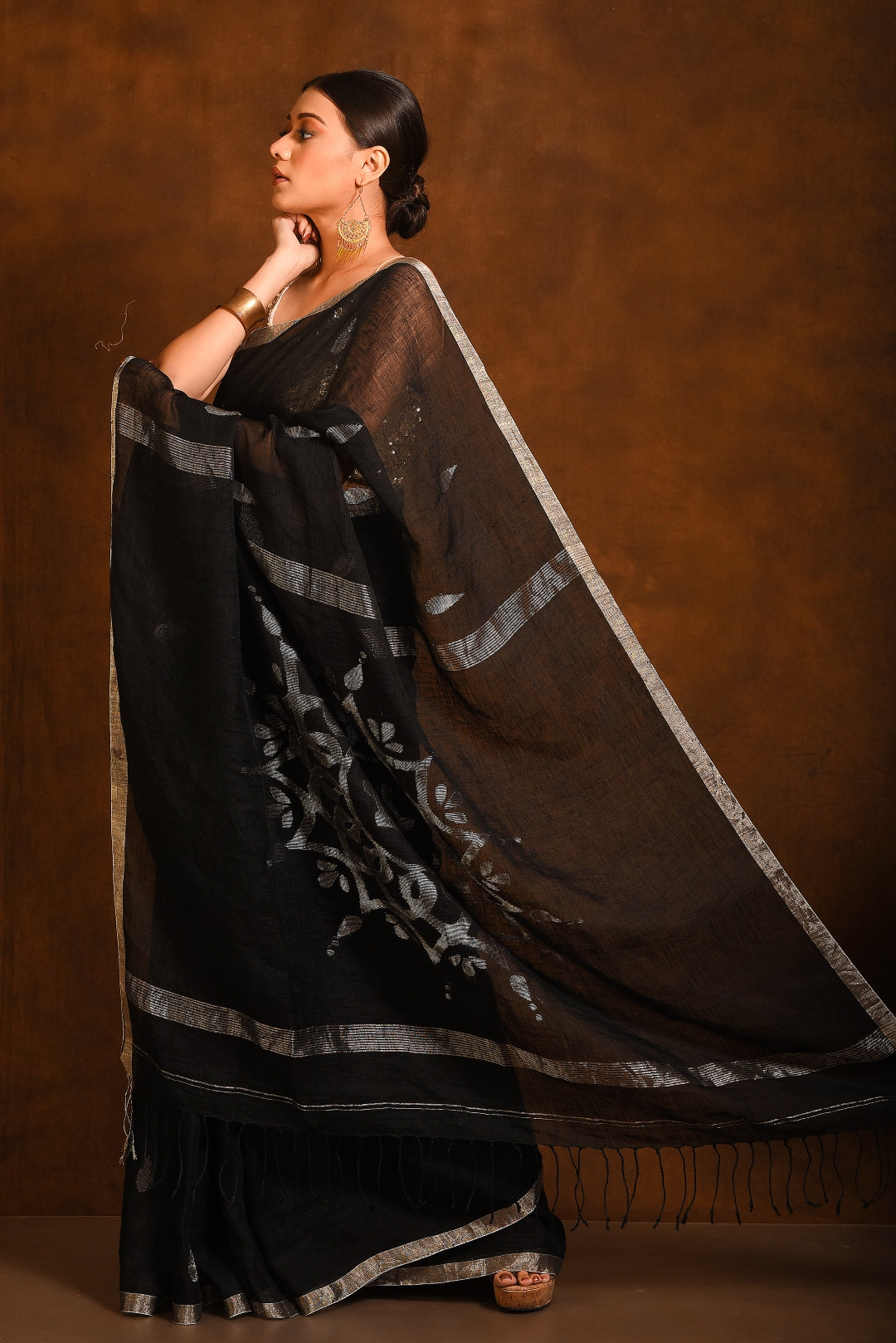 Black Pure Linen Jamdani Handloom Saree