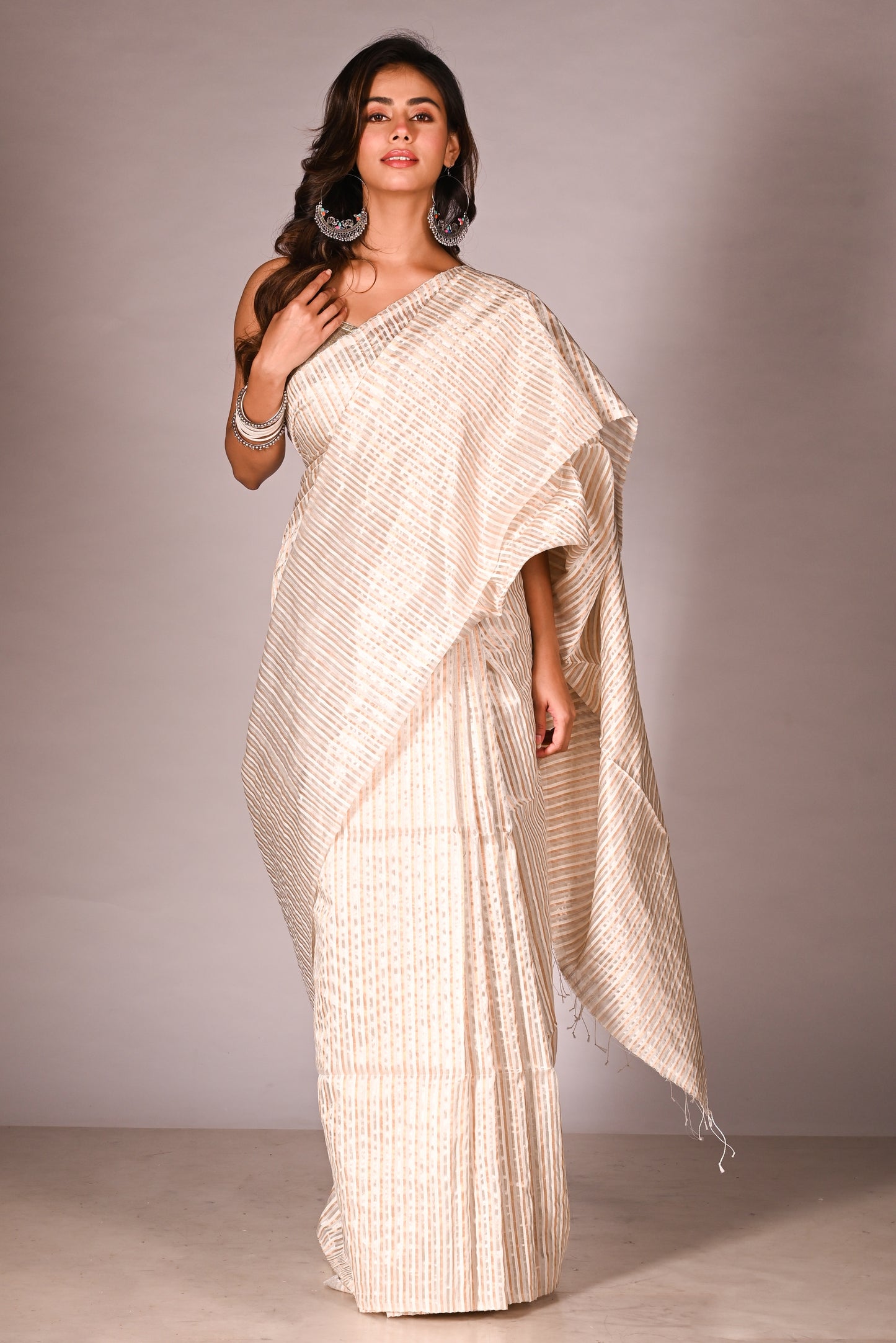 White Pure Matka Tissue Handloom Saree