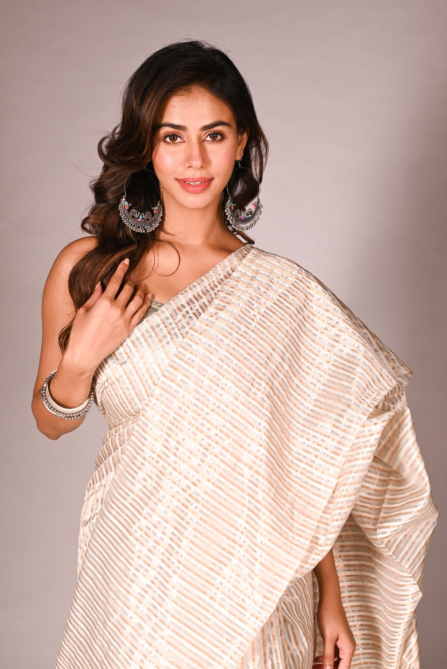 White Pure Matka Tissue Handloom Saree