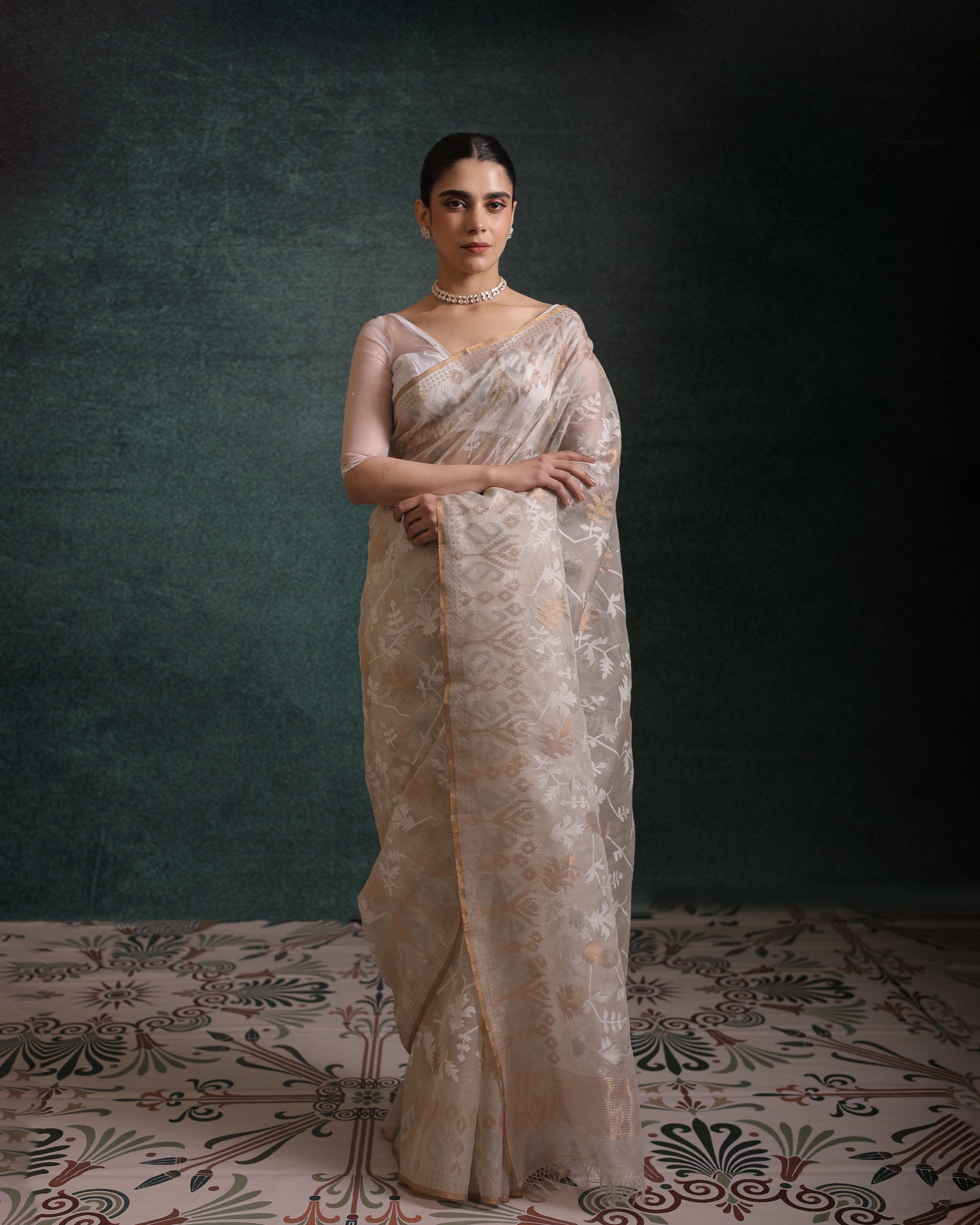 White Pure Organza Traditional Jamdani Handloom Saree