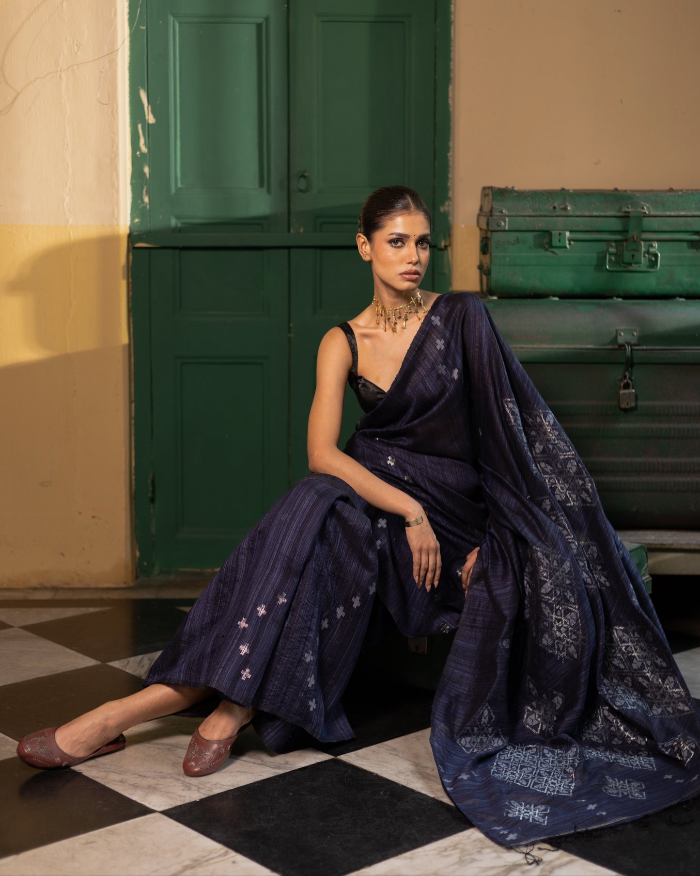 Indigo Pure Matka Silk Jamdani Handloom Saree