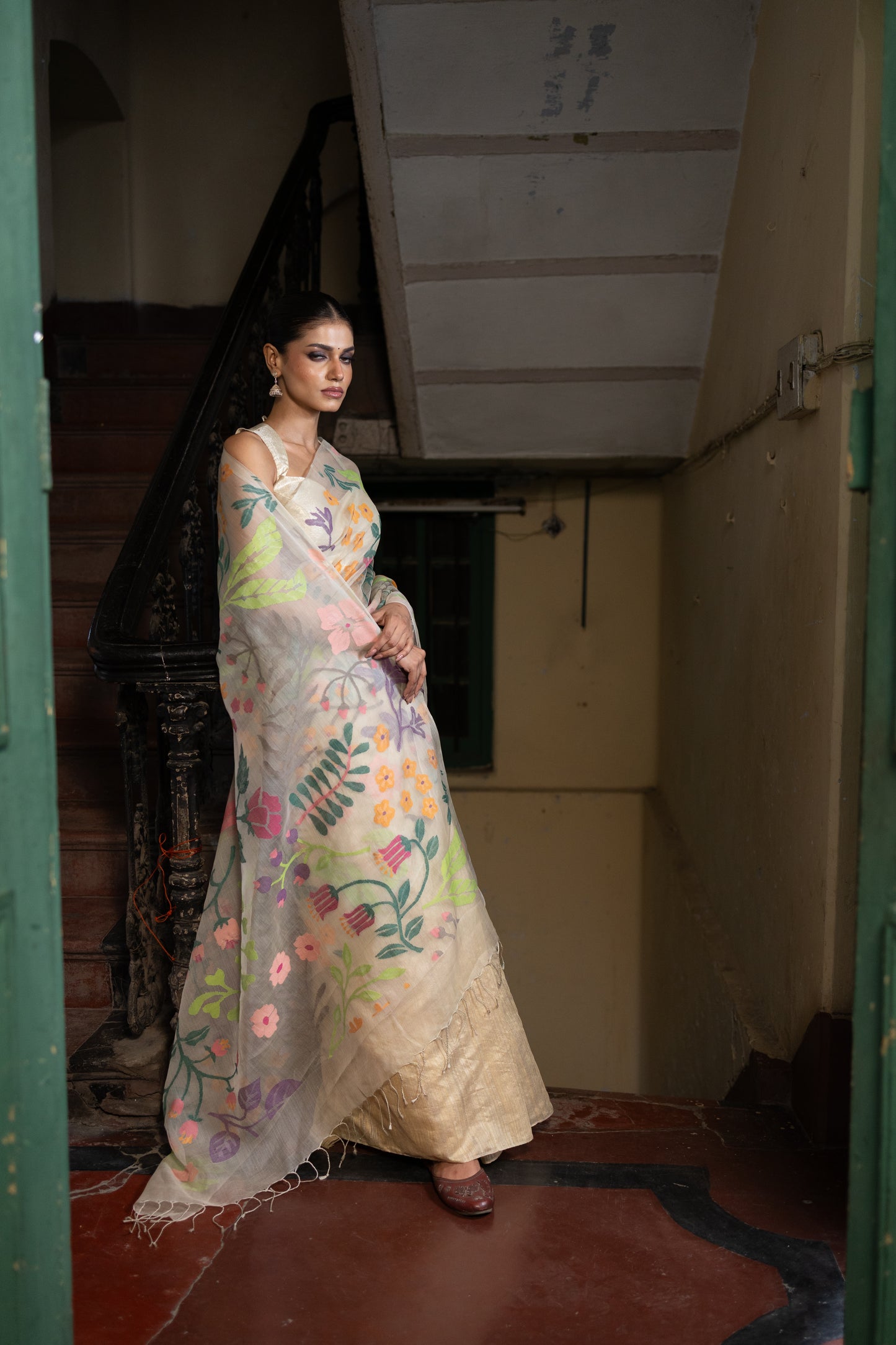 Beige Pure Organza & Matka Silk Jamdani Handloom Saree