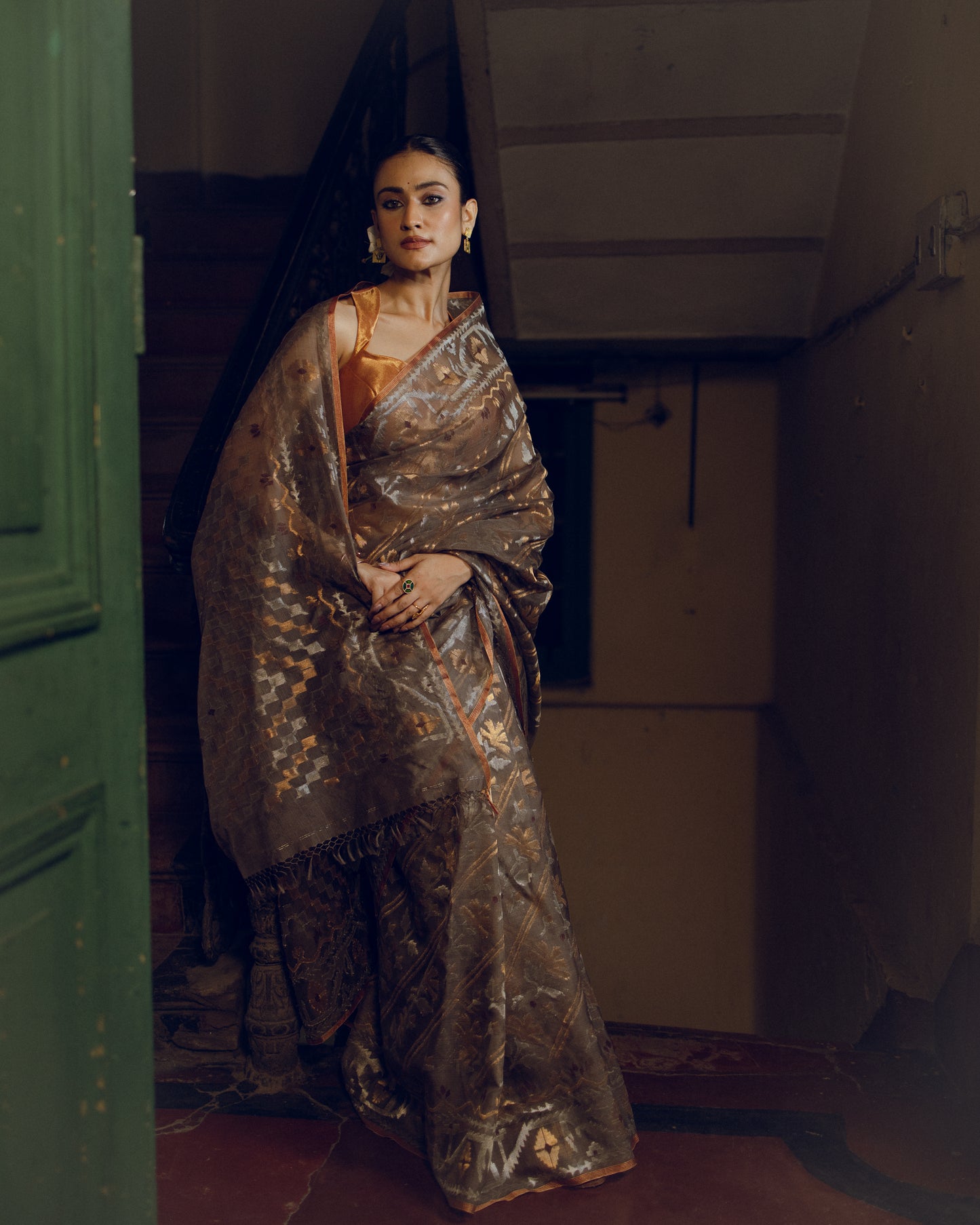 Grey Pure Organza Traditional Jamdani Handloom Saree