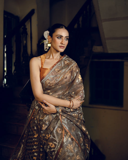 Grey Pure Organza Traditional Jamdani Handloom Saree