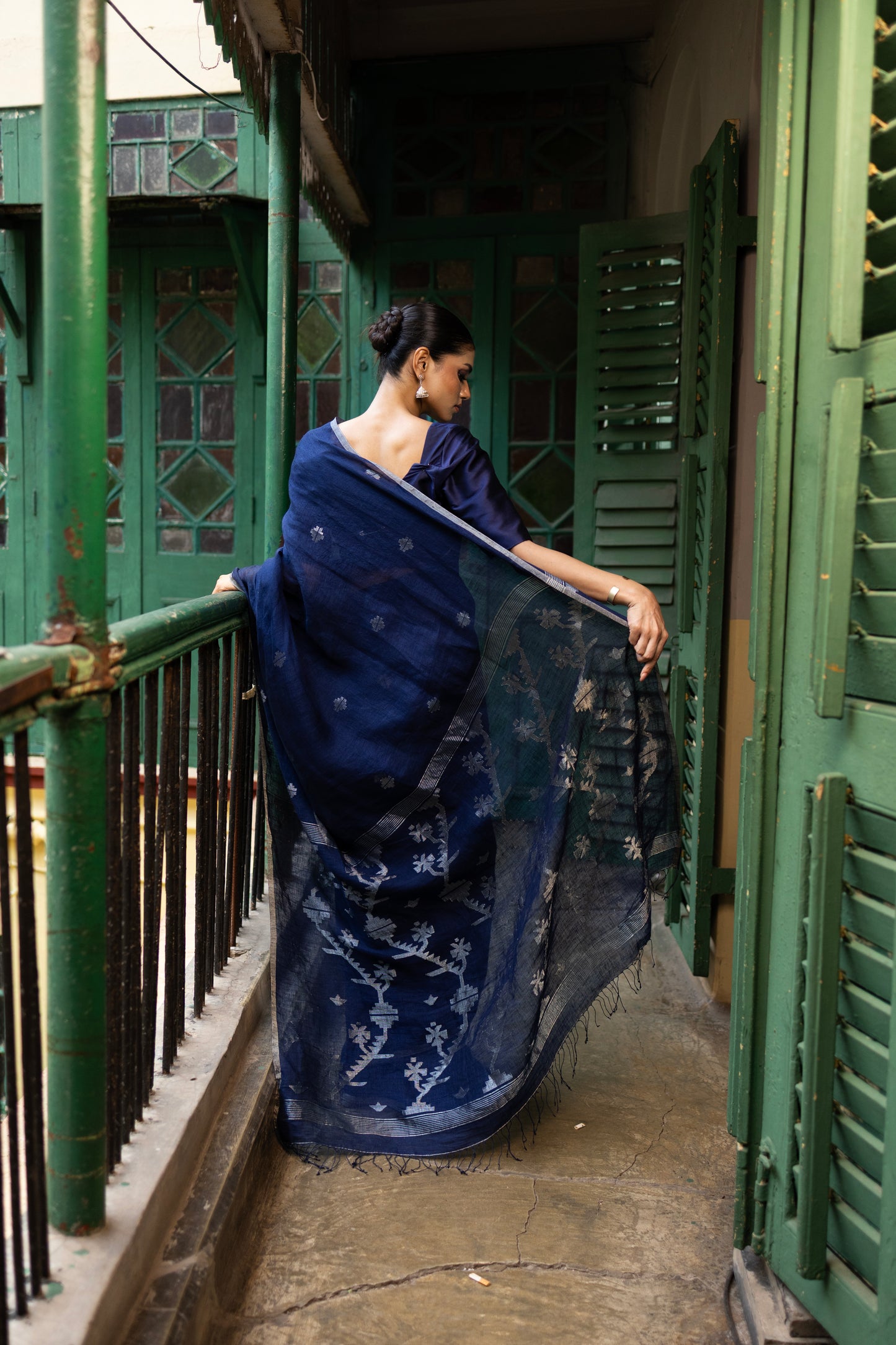 Indigo Pure Linen Jamdani Handloom Saree