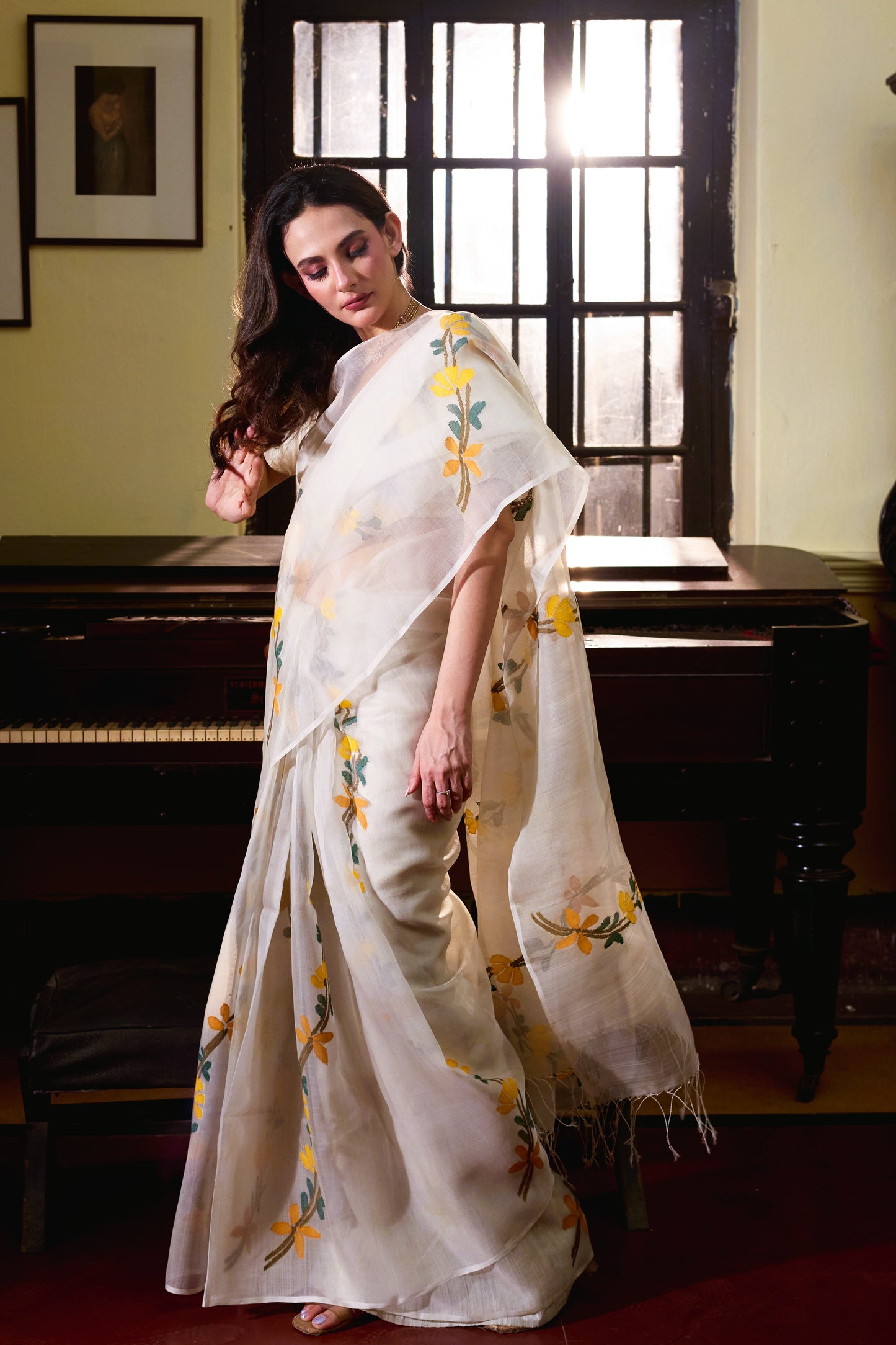 White Pure Organza Silk Jamdani Handloom Saree