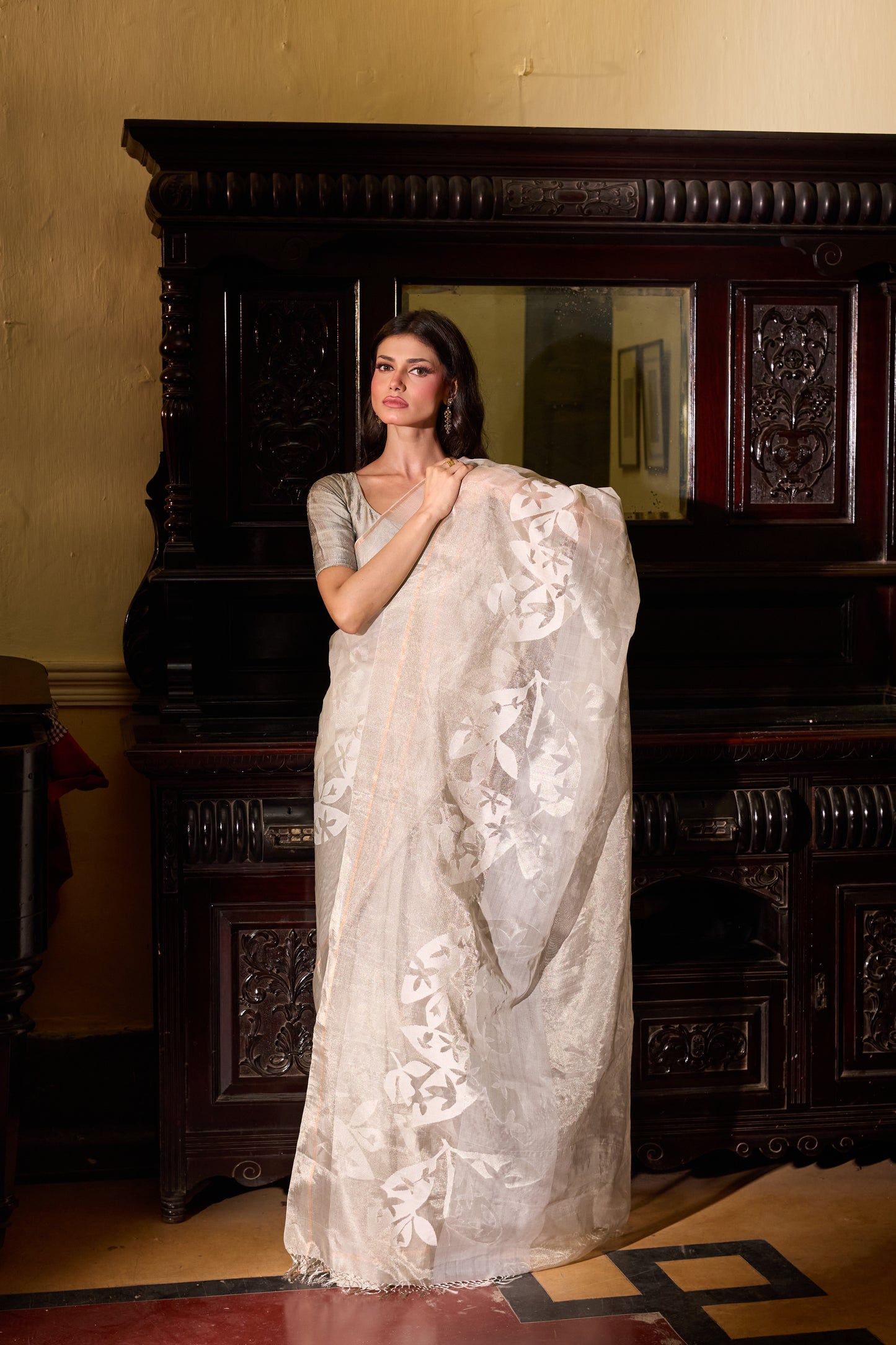 White Pure Organza Silk Tissue Jamdani handloom Saree