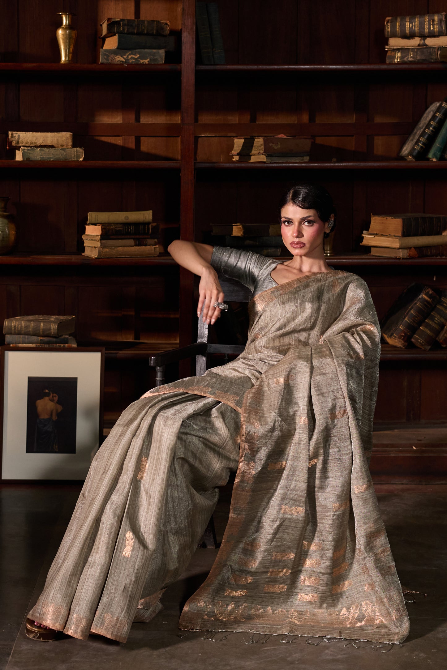 Grey Handspun Tissue Matka Silk Banarasi Handloom Saree
