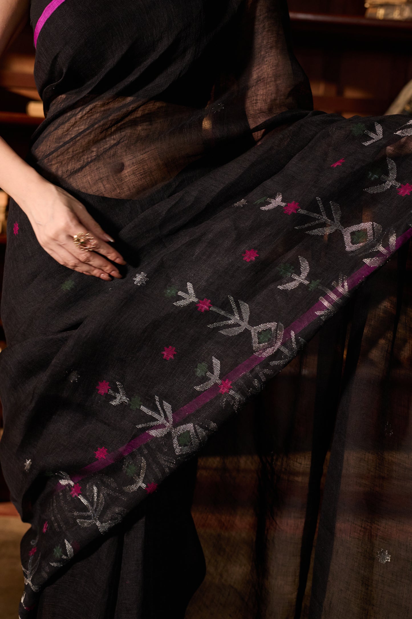 Black Pure Linen Jamdani Handloom Saree