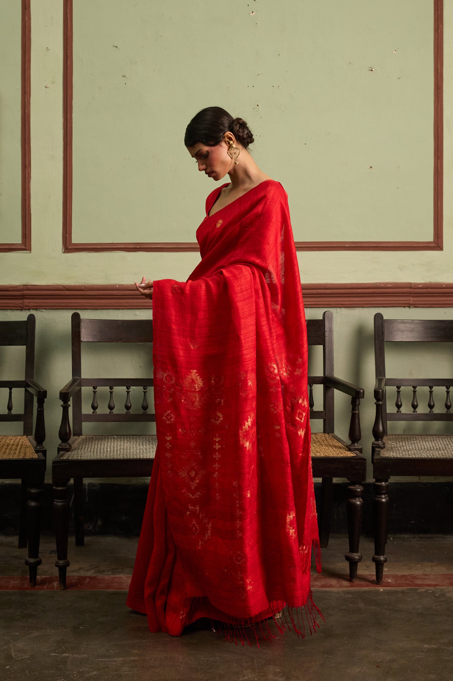 Red Pure Matka Silk Jamdani Handloom Saree