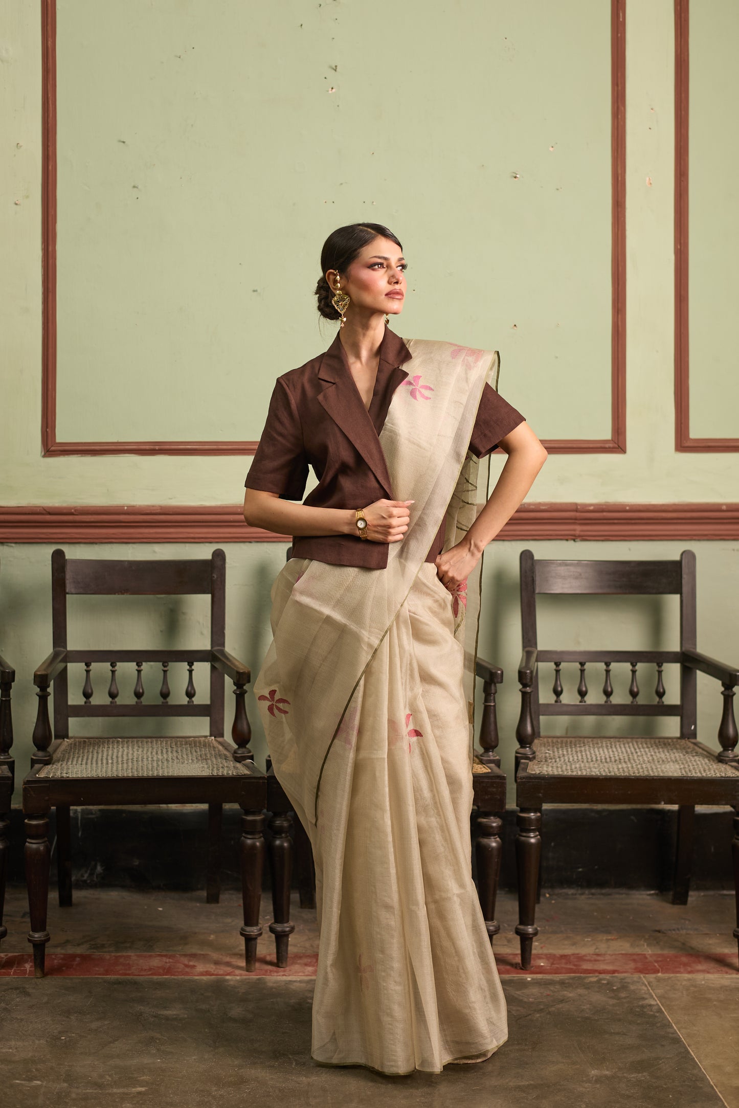Grey Pure Organza Silk Jamdani Handloom Saree