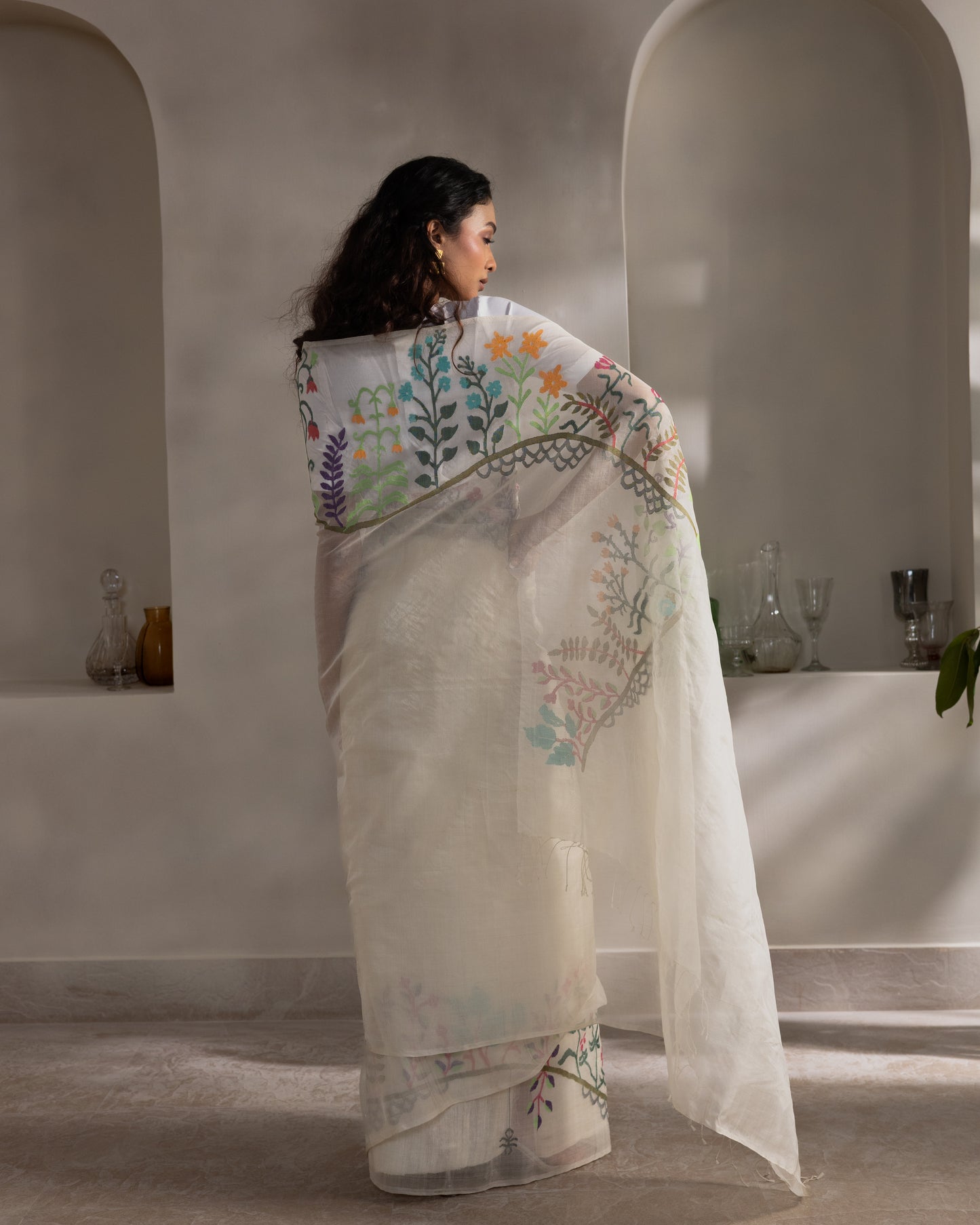 White Pure Organza Silk Jamdani Handloom Saree