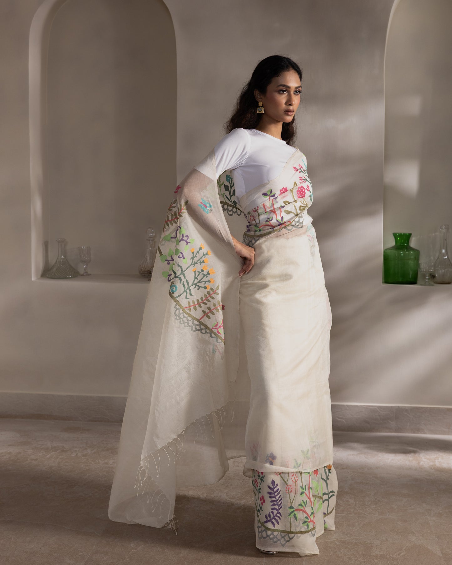 White Pure Organza Silk Jamdani Handloom Saree