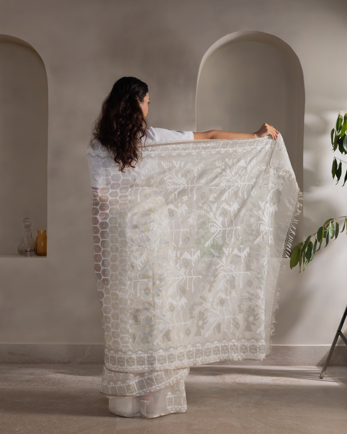 White Pure Organza Silk Traditional Jamdani Handloom Saree